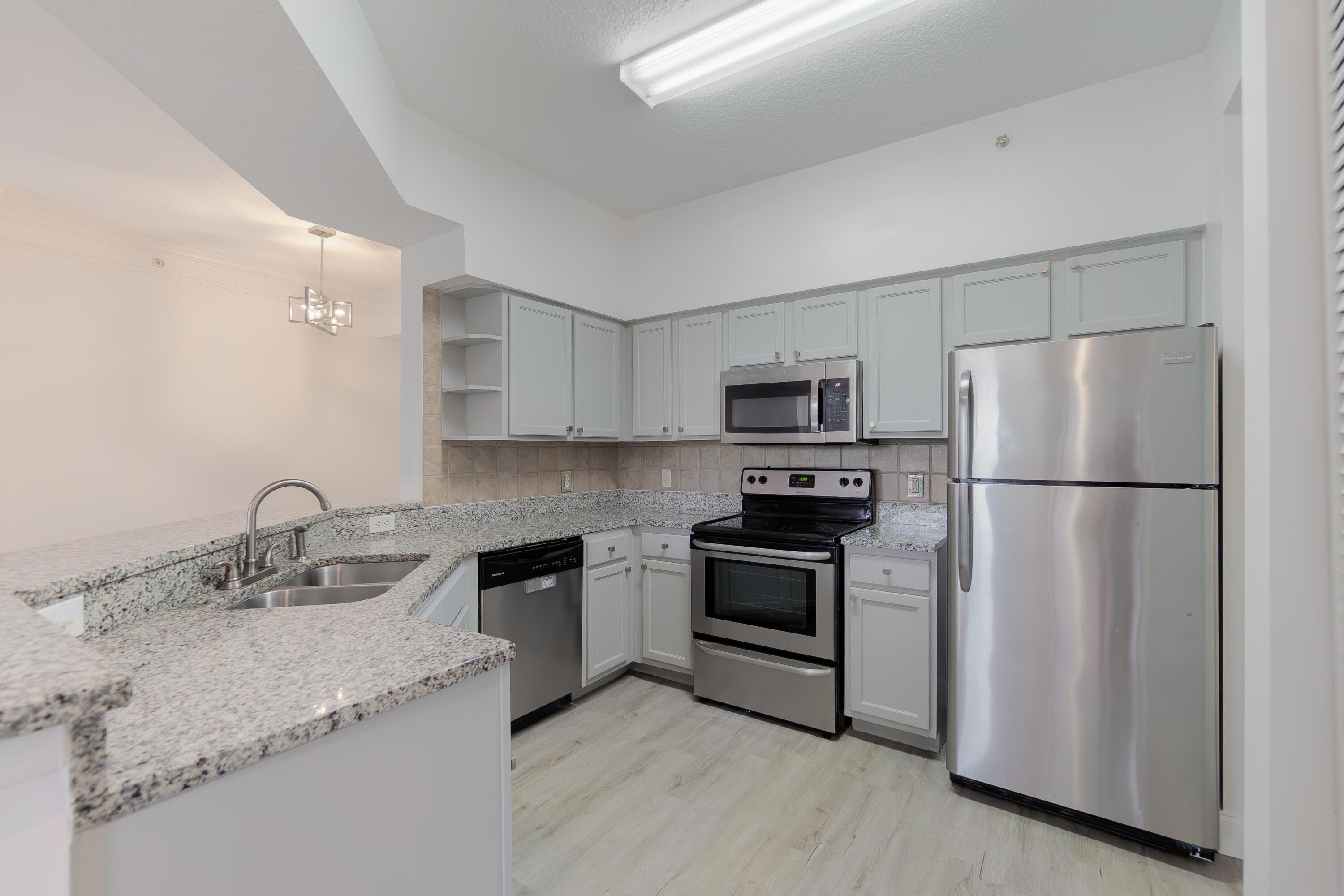 9873 Baywinds Drive 5107, West Palm Beach, FL 33411, West Palm Beach - Photo 3