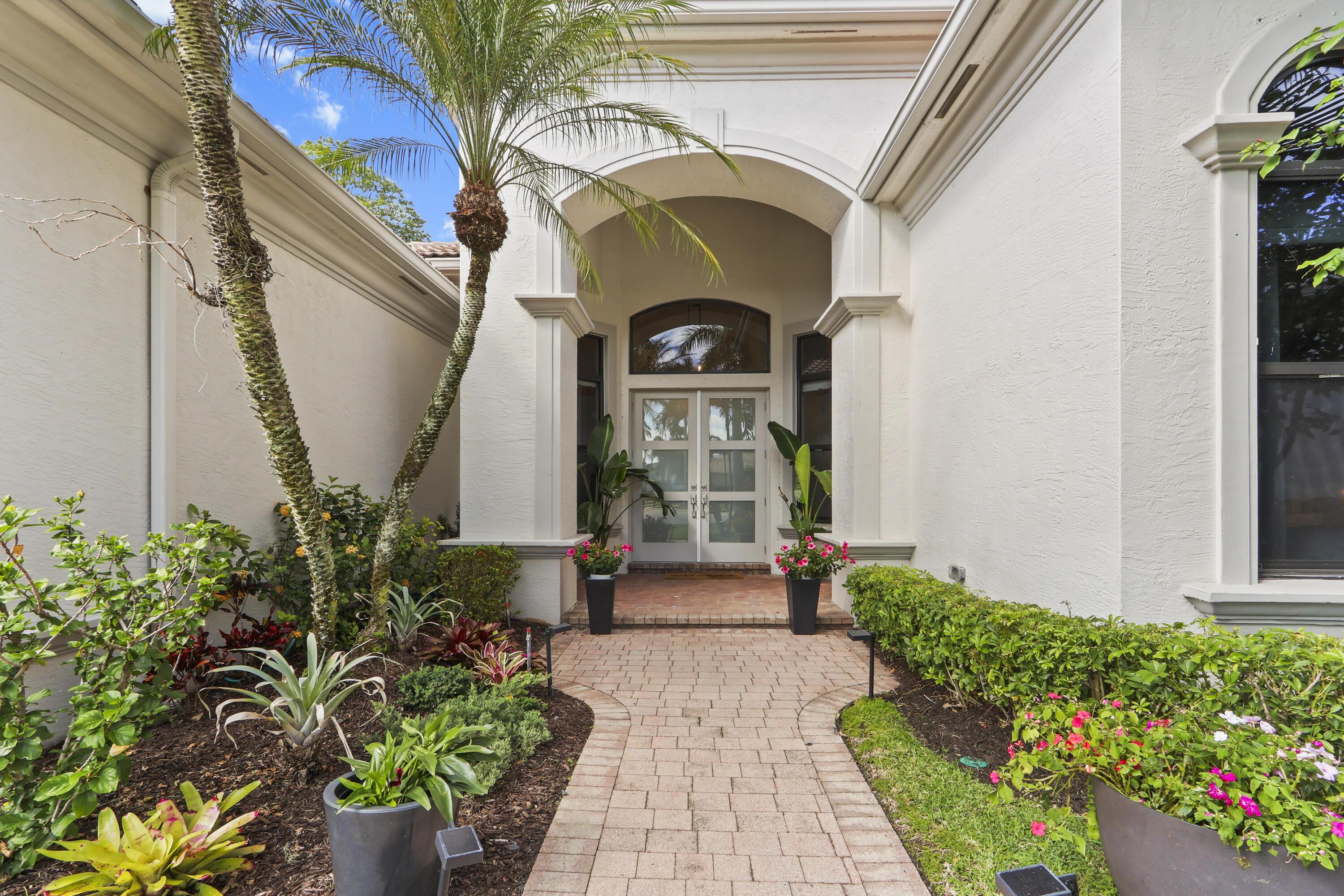 408 Via Placita, Palm Beach Gardens, FL 33418, Palm Beach Gardens - Photo 2