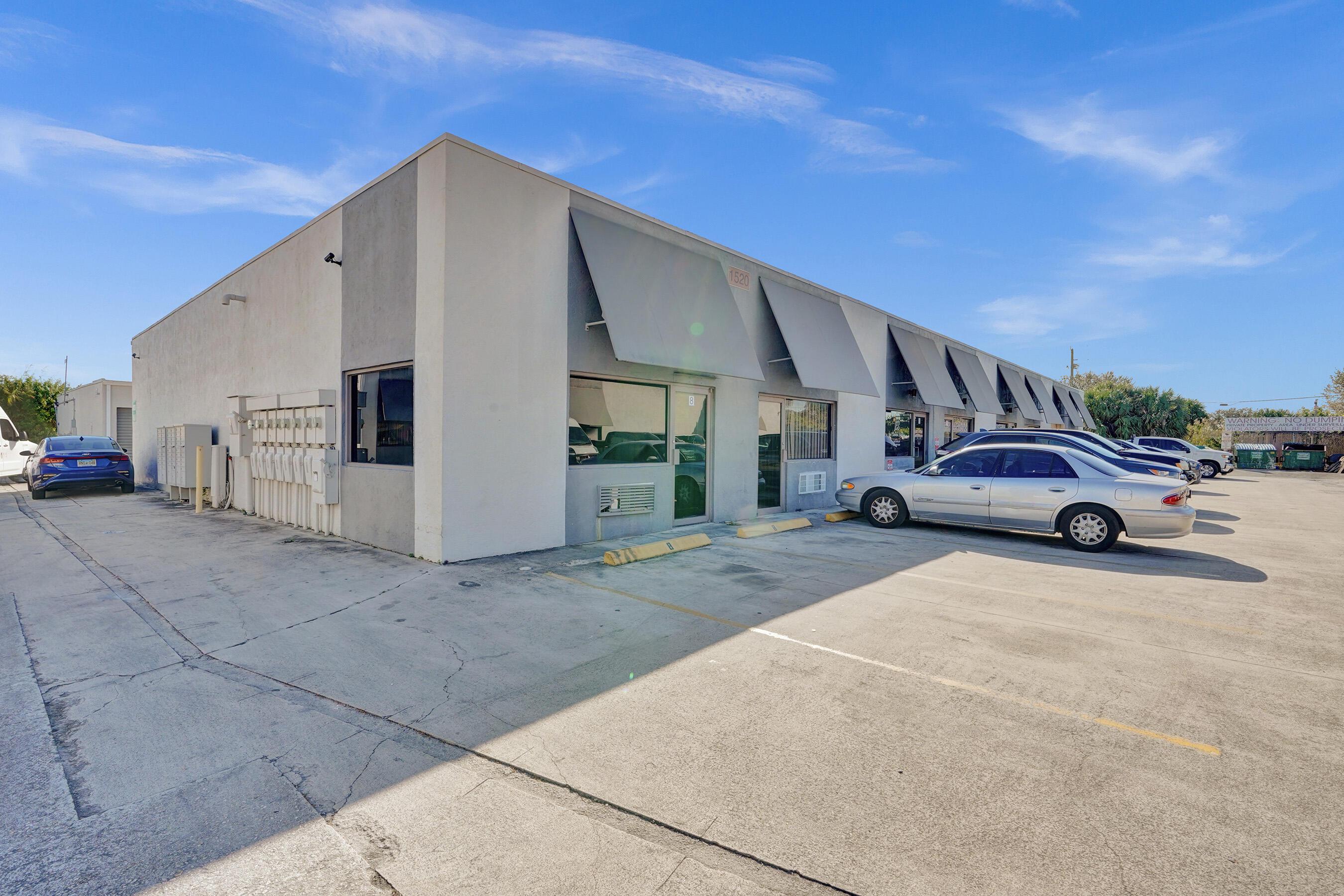 1520 Latham Road 2, West Palm Beach, FL 33409, West Palm Beach