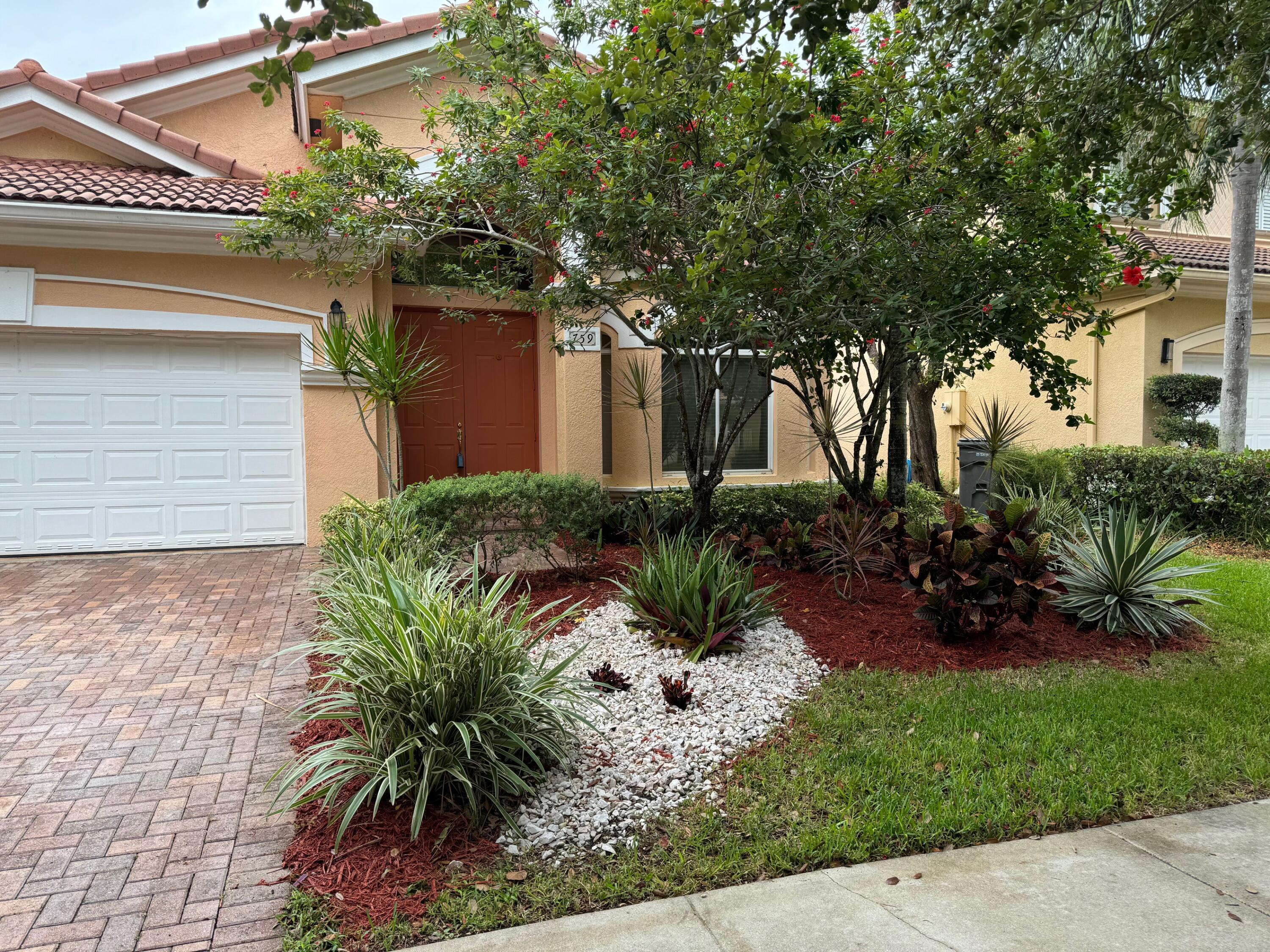 759 Gazetta Way, West Palm Beach, FL 33413, West Palm Beach - Photo 2