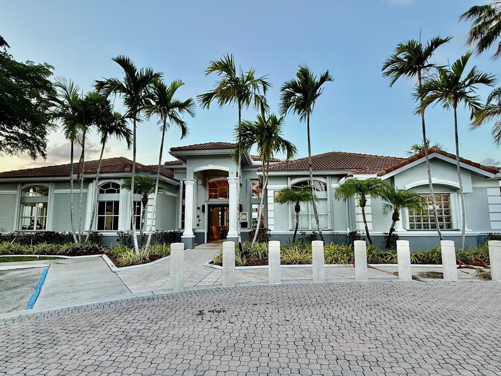 9645 NW 1st Court 205, Pembroke Pines, FL 33024, Pembroke Pines - Photo 3