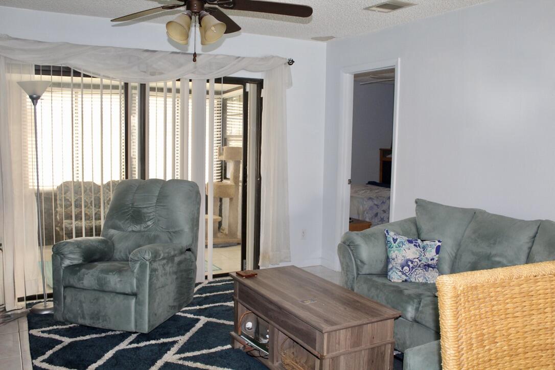 566 SW Sara Boulevard, Port St. Lucie, FL 34953, Port St. Lucie - Photo 4