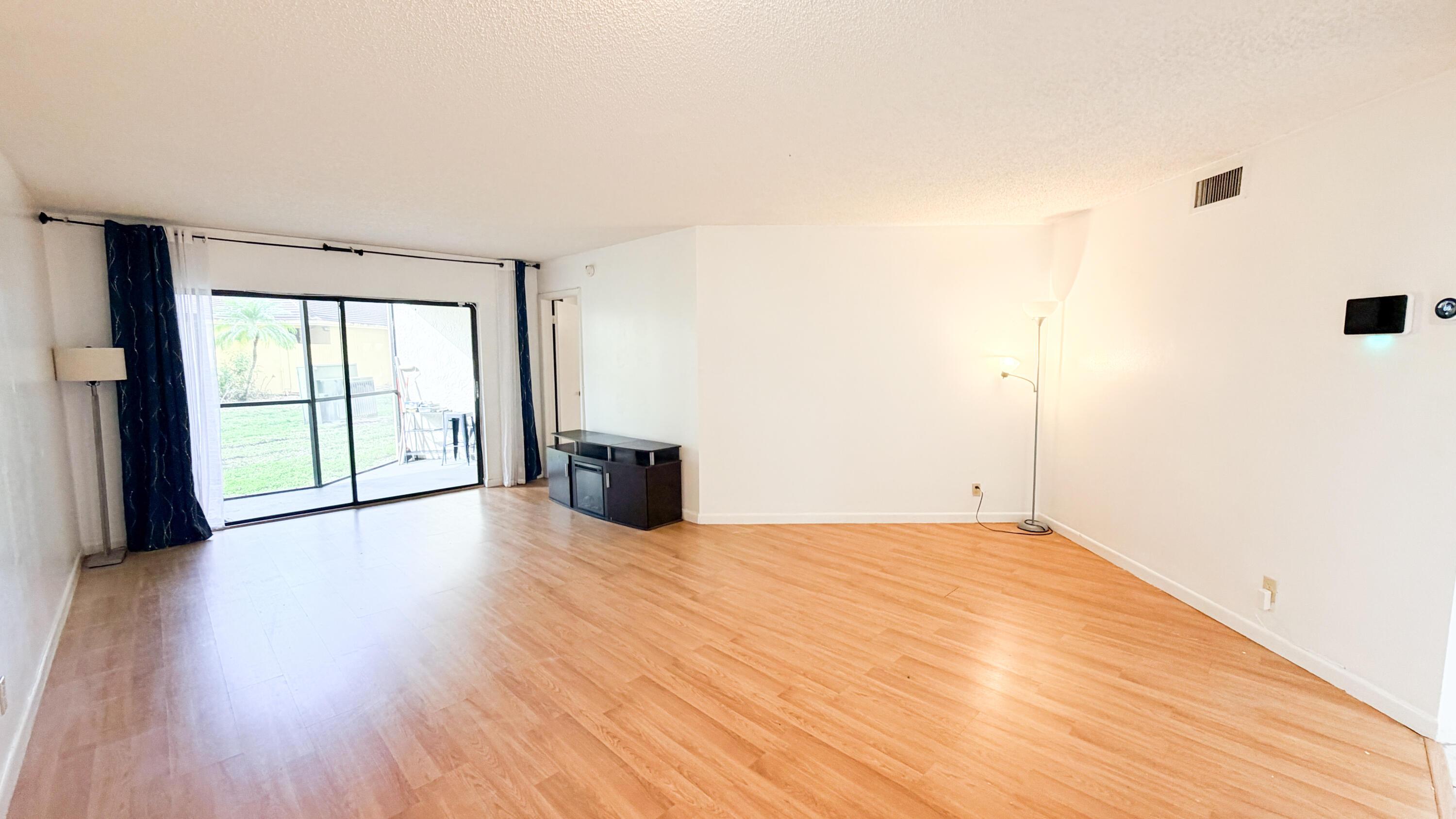 6475 W Oakland Park Boulevard, Lauderhill, FL 33313, Lauderhill - Photo 2