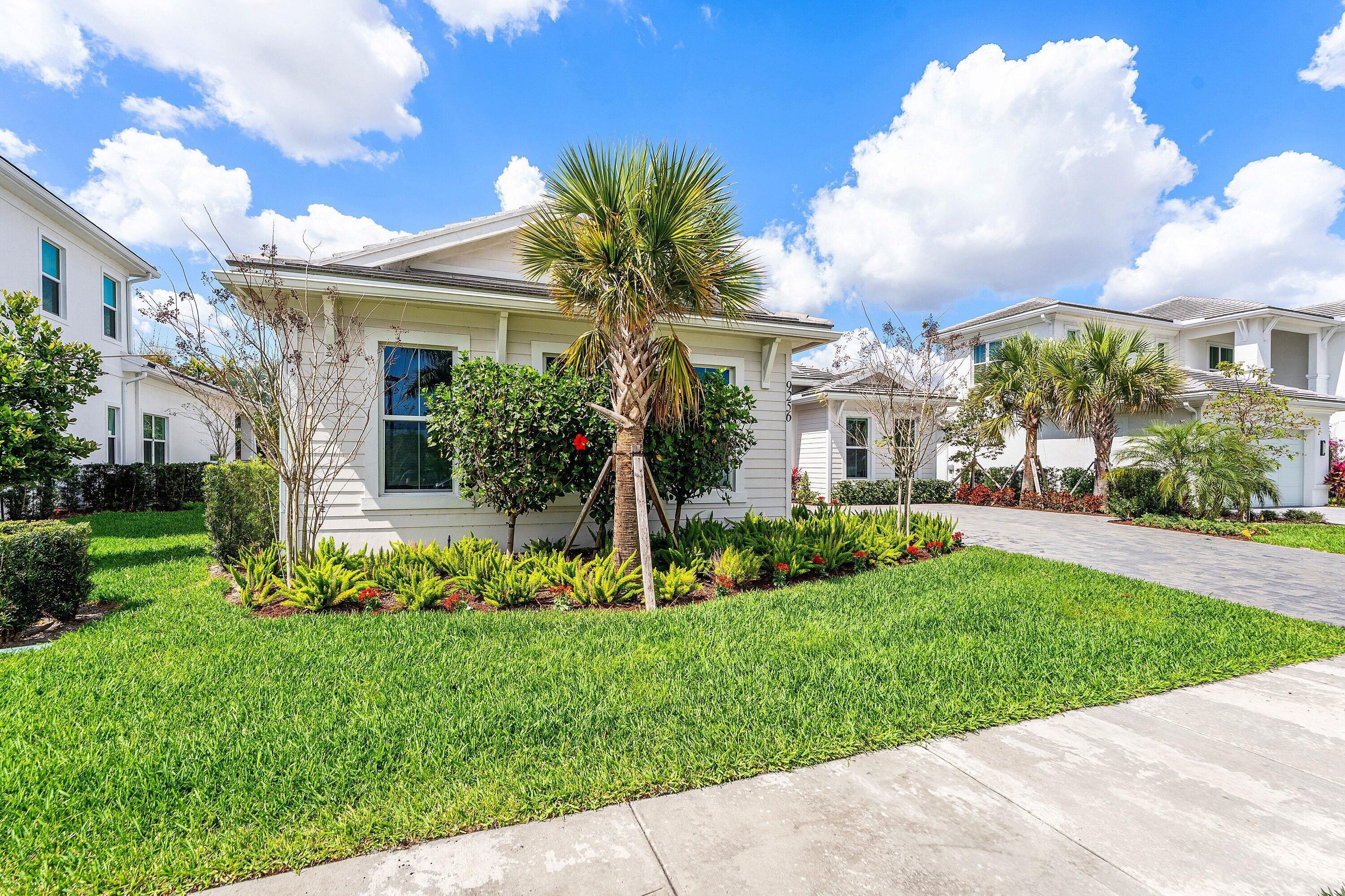 9256 Crestview Circle, Palm Beach Gardens, FL 33412, Palm Beach Gardens - Photo 3