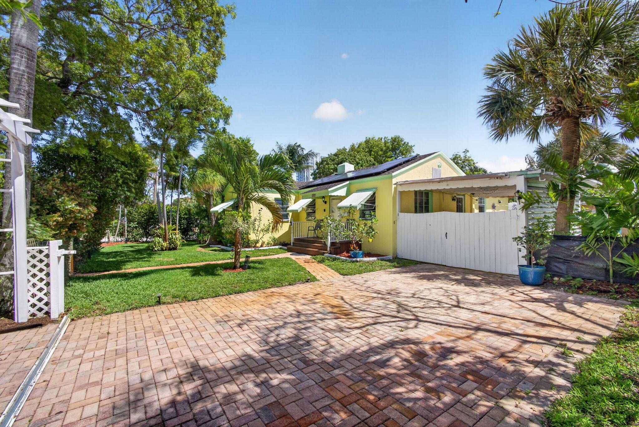 502 49th Street, West Palm Beach, FL 33407, West Palm Beach
