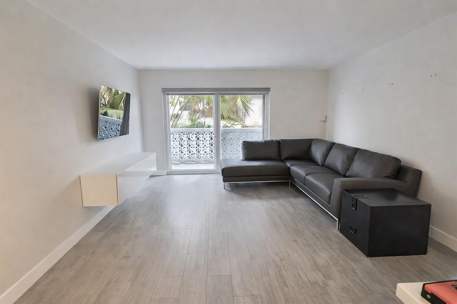 3220 Bayview Drive 211, Fort Lauderdale, FL 33306, Fort Lauderdale - Photo 3