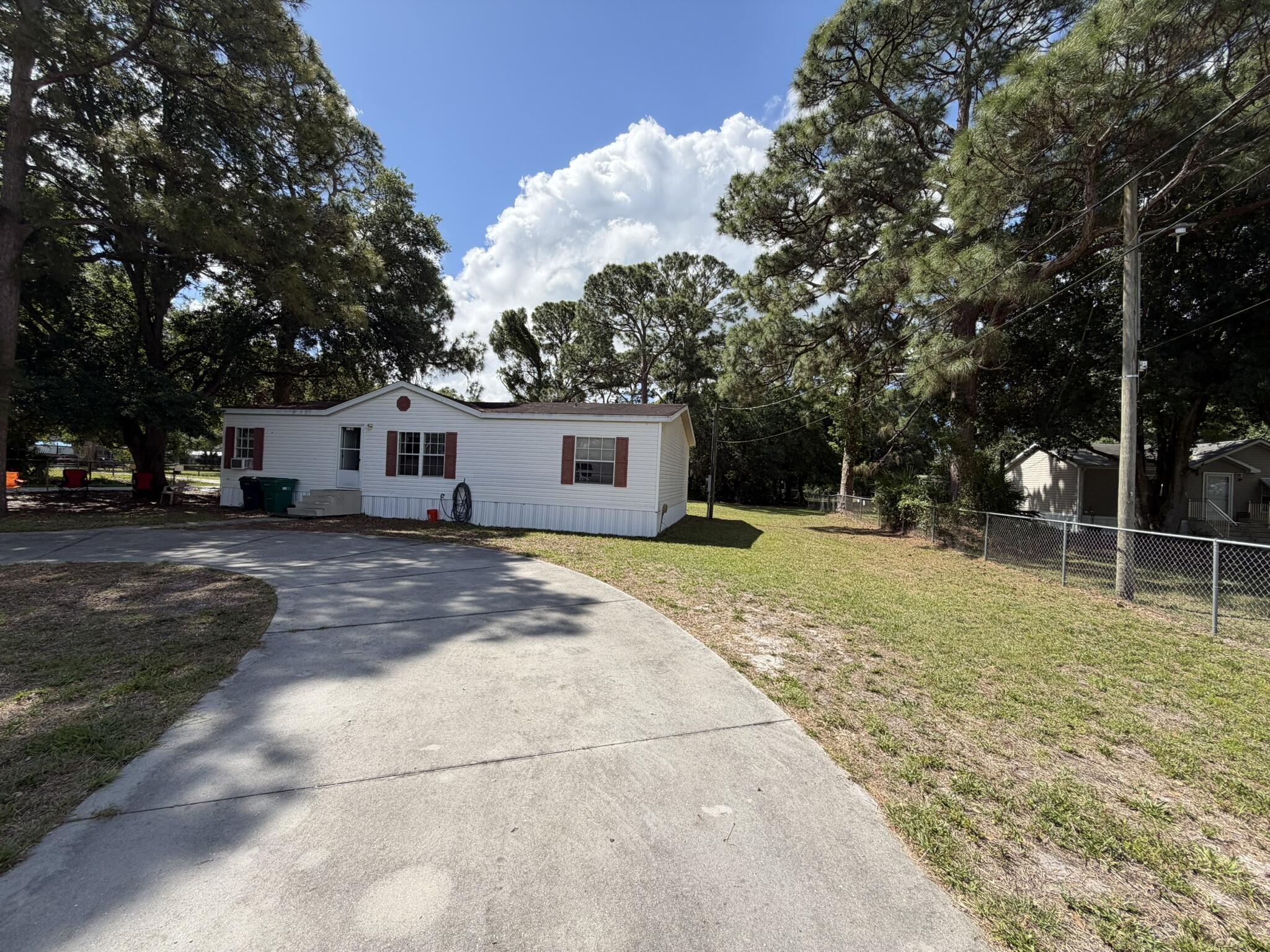 5924 NE 4th Lane, Okeechobee, FL 34974, Okeechobee - Photo 5