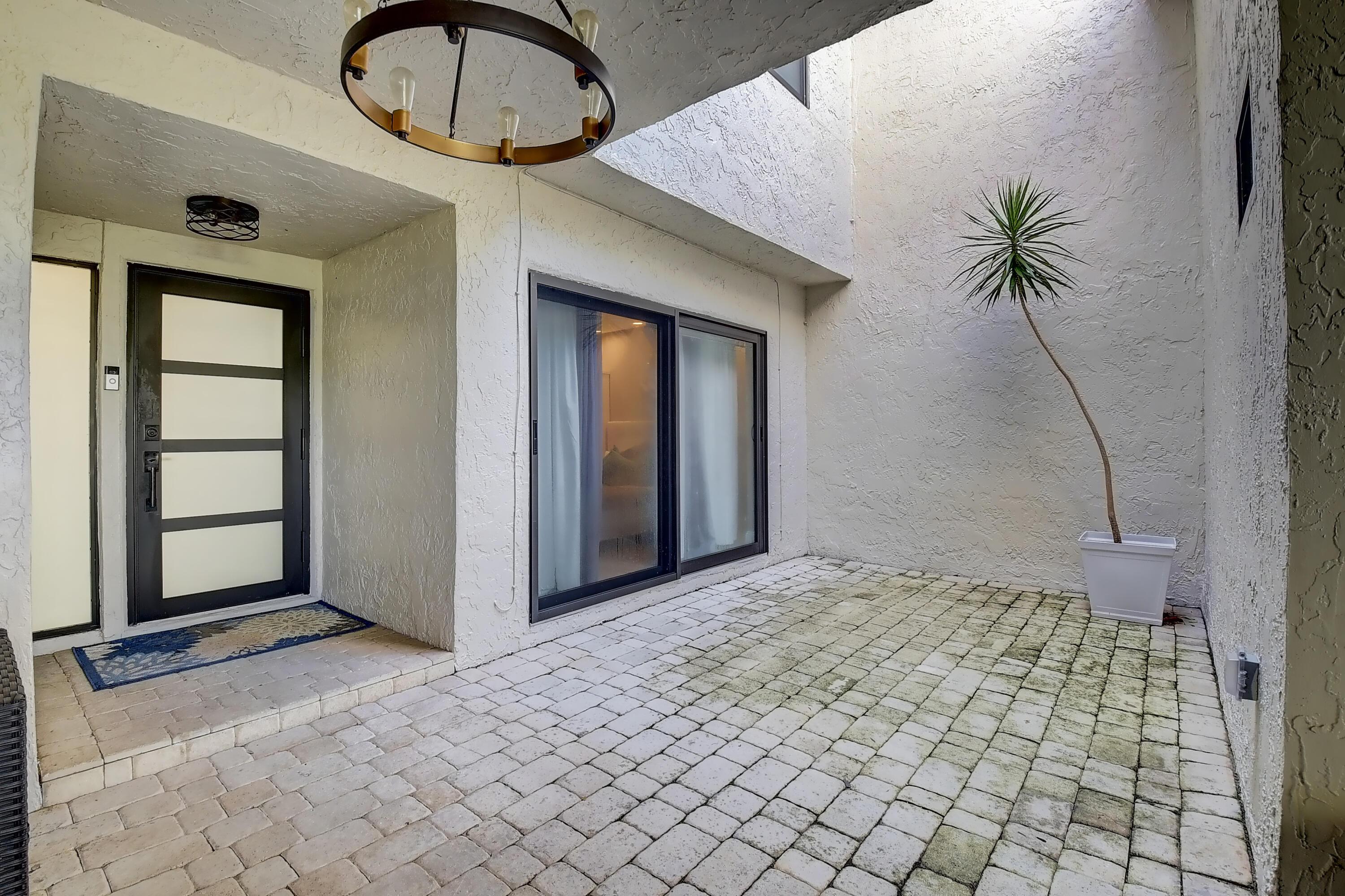 6595 Parkview Drive A, Boca Raton, FL 33433, Boca Raton - Photo 5