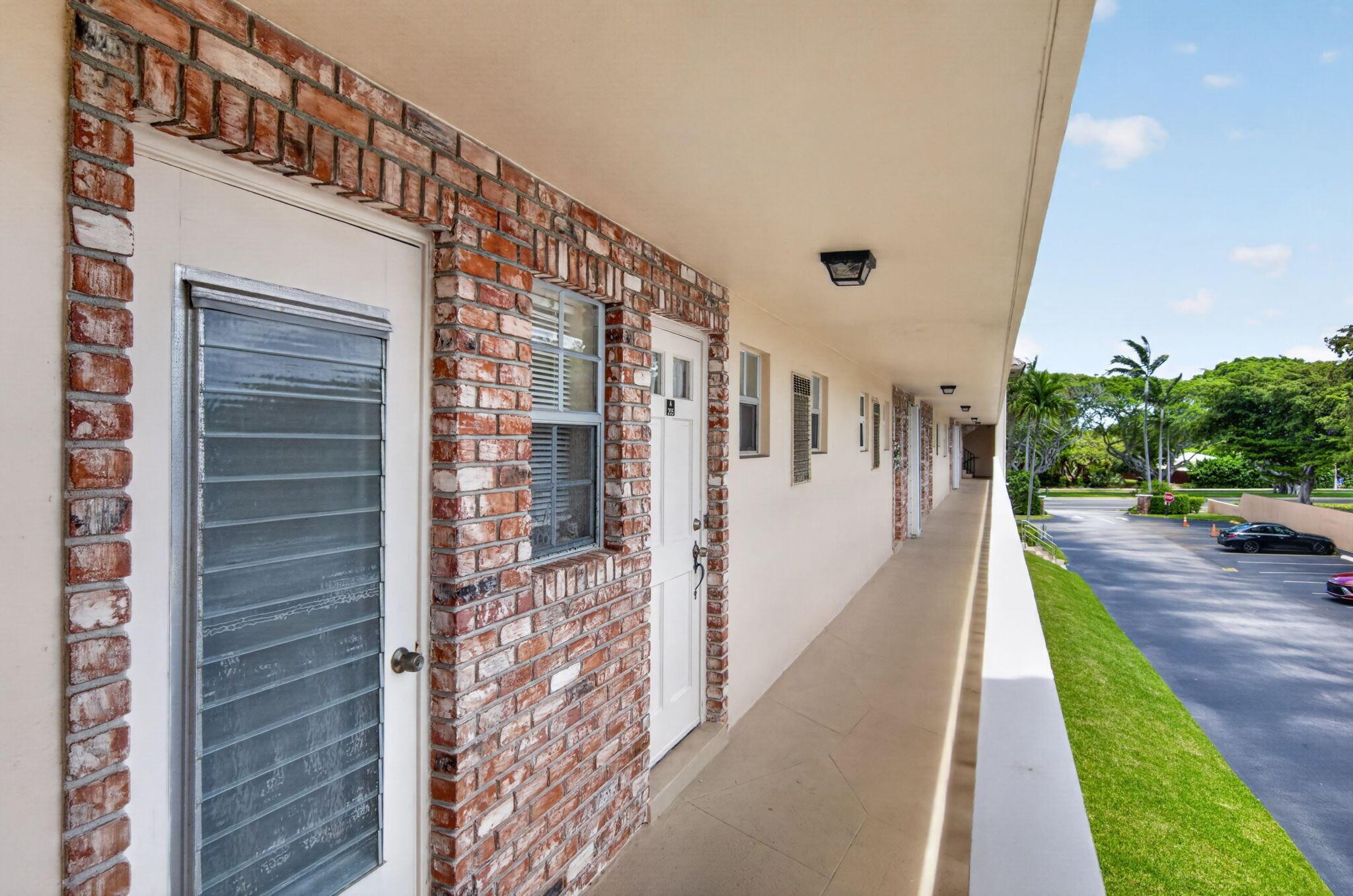 400 NE 20th Street A205, Boca Raton, FL 33431, Boca Raton - Photo 4