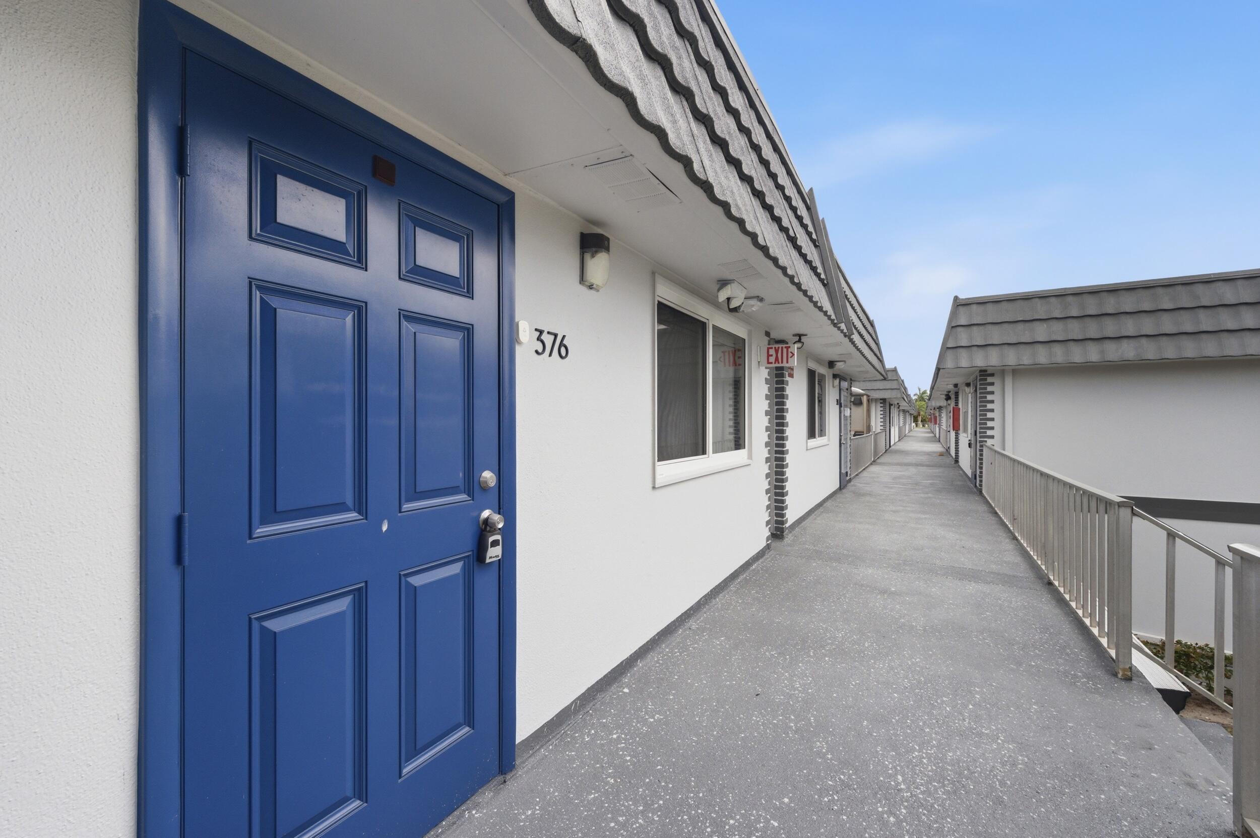 376 Saxony H, Delray Beach, FL 33446, Delray Beach - Photo 5