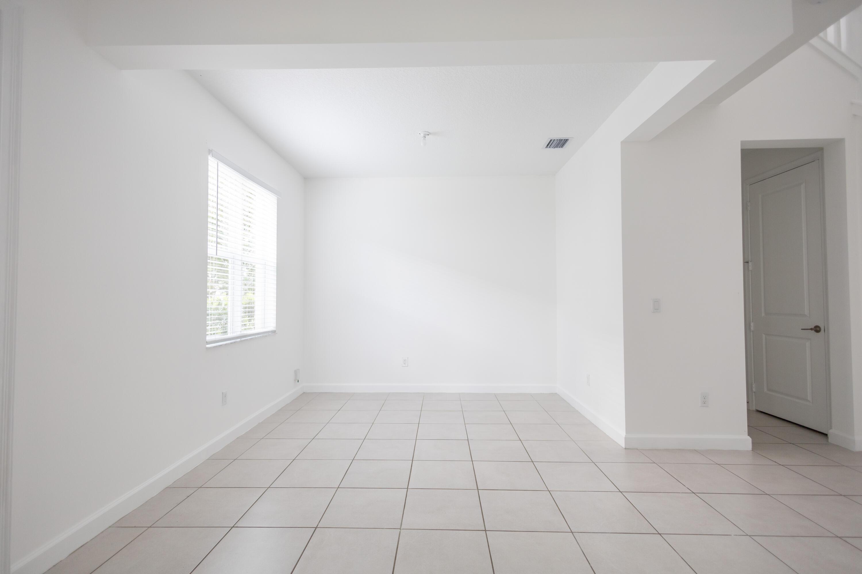 9006 Zevon Court, Lake Worth, FL 33467, Lake Worth - Photo 5