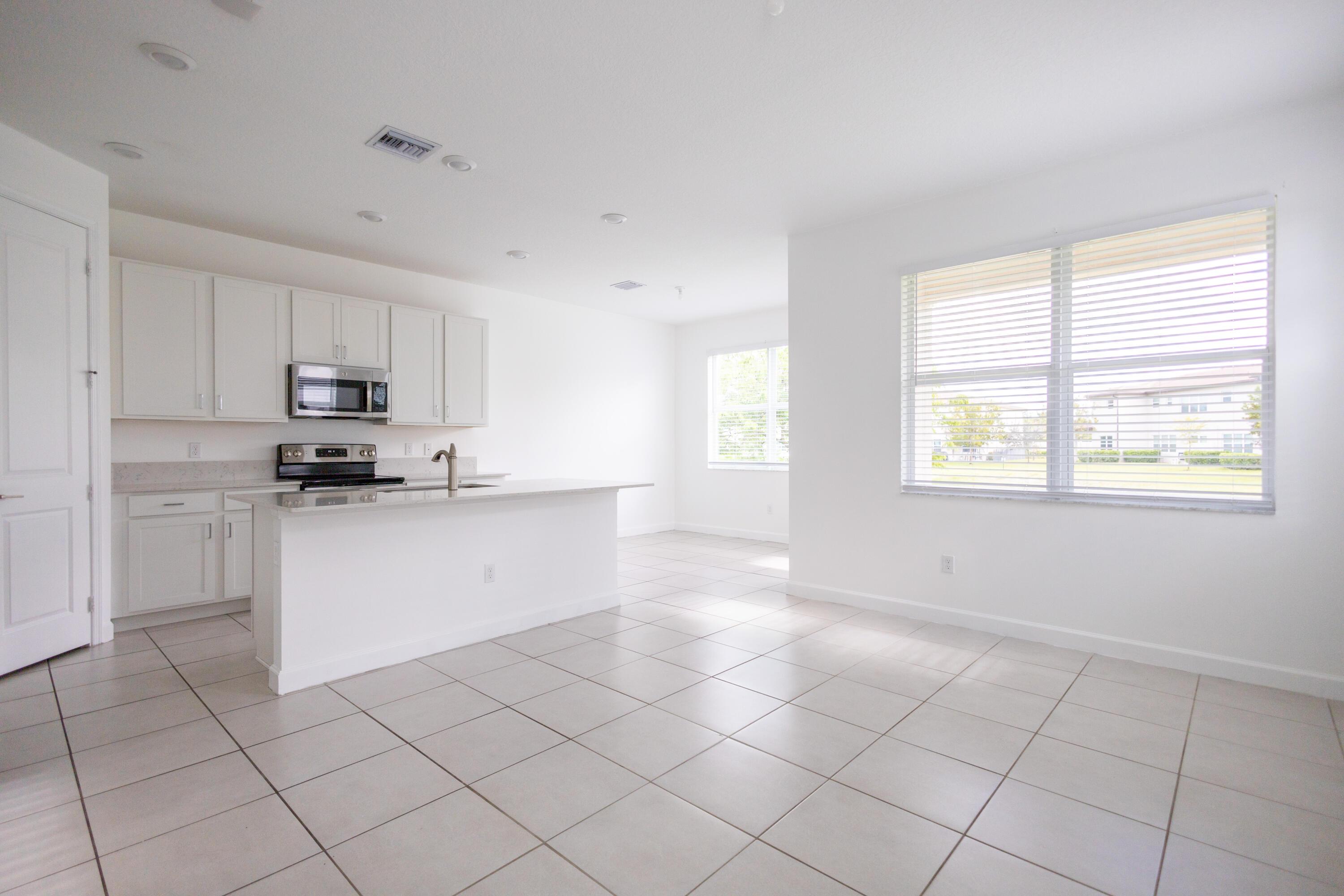 9006 Zevon Court, Lake Worth, FL 33467, Lake Worth - Photo 2