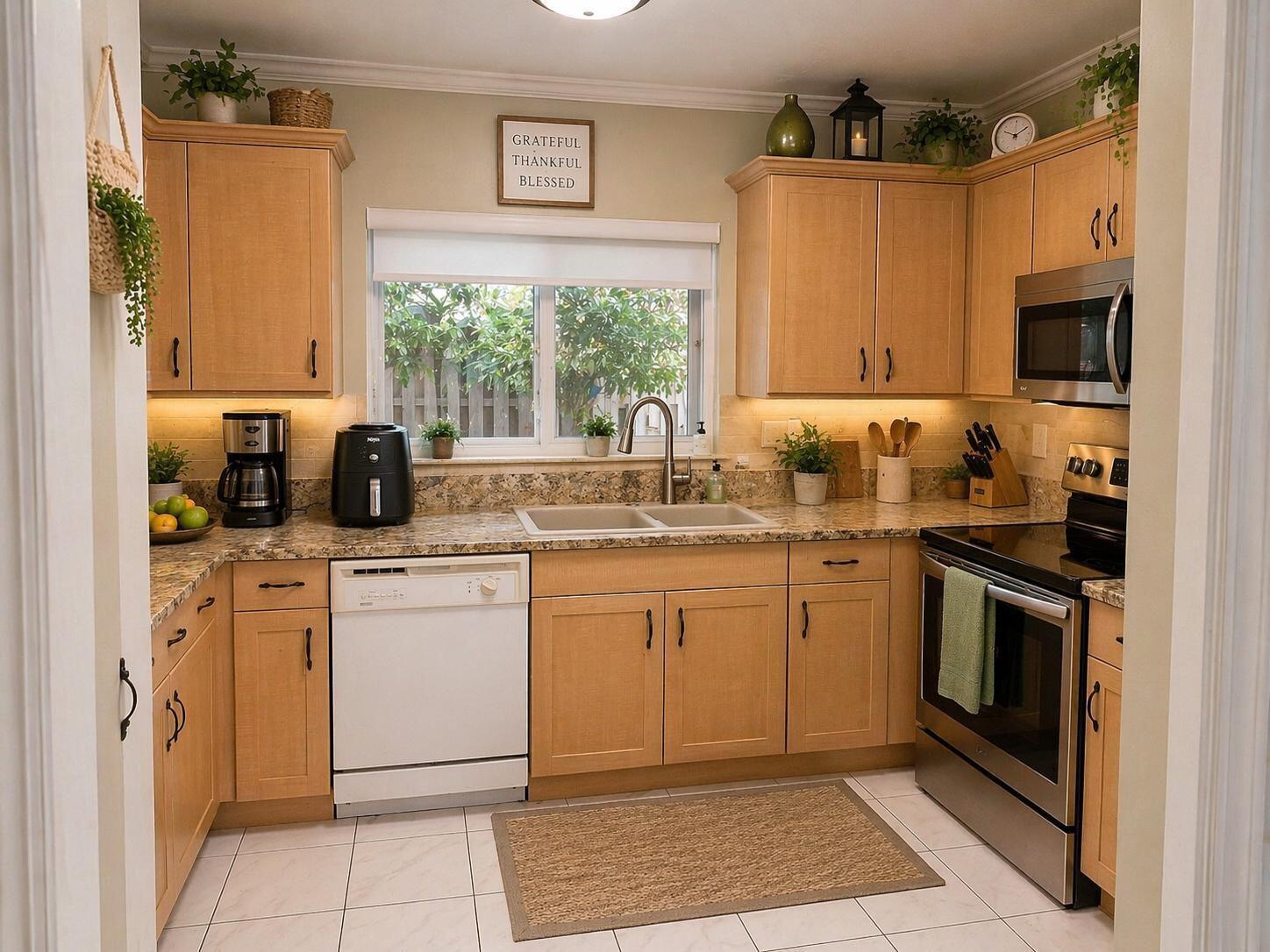 14209 SW 117th Terrace, Miami, FL 33186, Miami - Photo 2