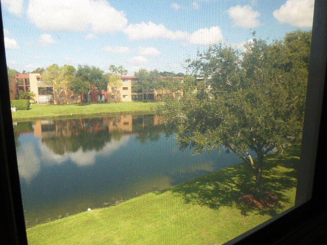5550 Witney Drive 308, Delray Beach, FL 33484, Delray Beach - Photo 2