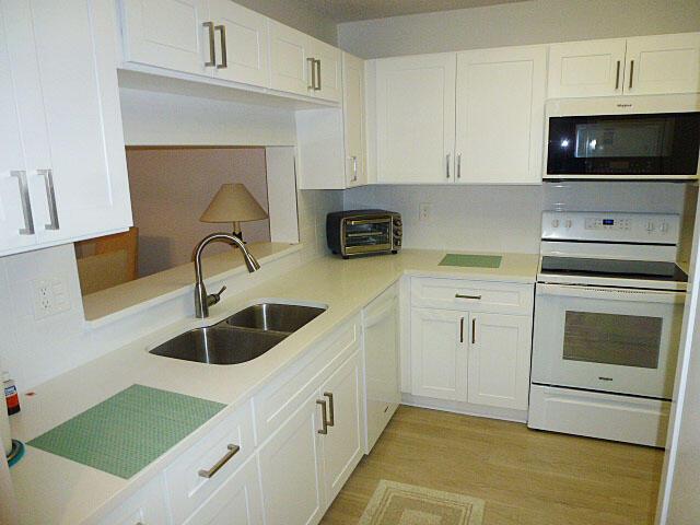 5550 Witney Drive 308, Delray Beach, FL 33484, Delray Beach - Photo 3