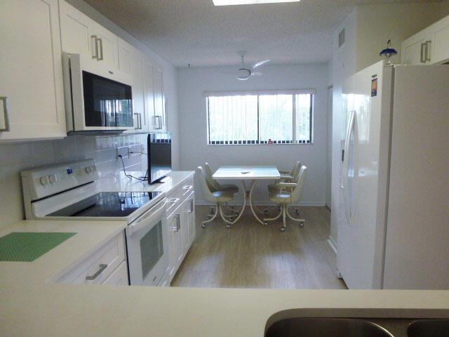 5550 Witney Drive 308, Delray Beach, FL 33484, Delray Beach - Photo 4