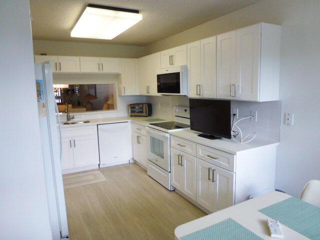 5550 Witney Drive 308, Delray Beach, FL 33484, Delray Beach - Photo 5