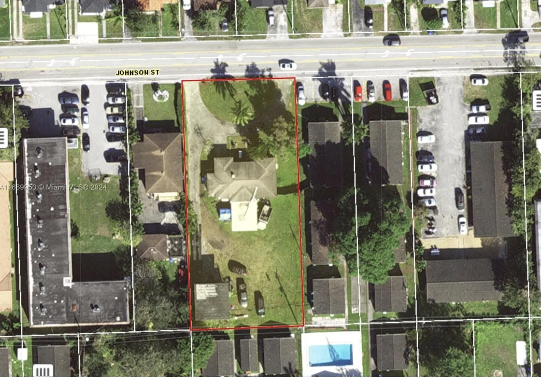 2646 Johnson Street, Hollywood, FL 33020, Hollywood - Photo 3