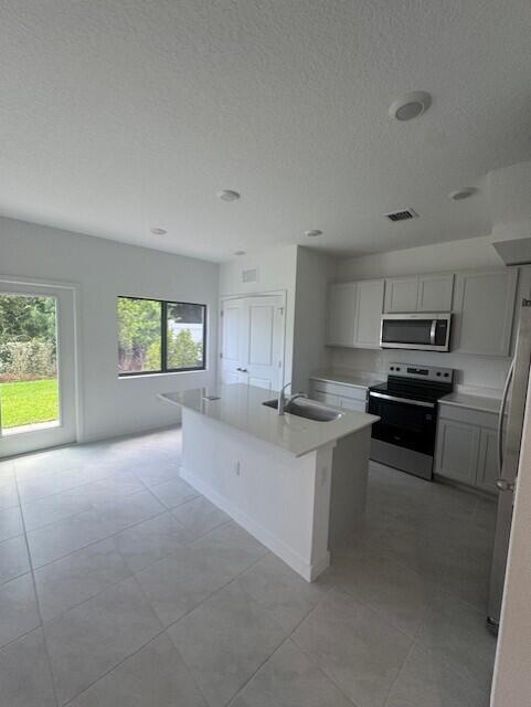 4844 Dillion Street, Lake Worth, FL 33463, Lake Worth - Photo 3