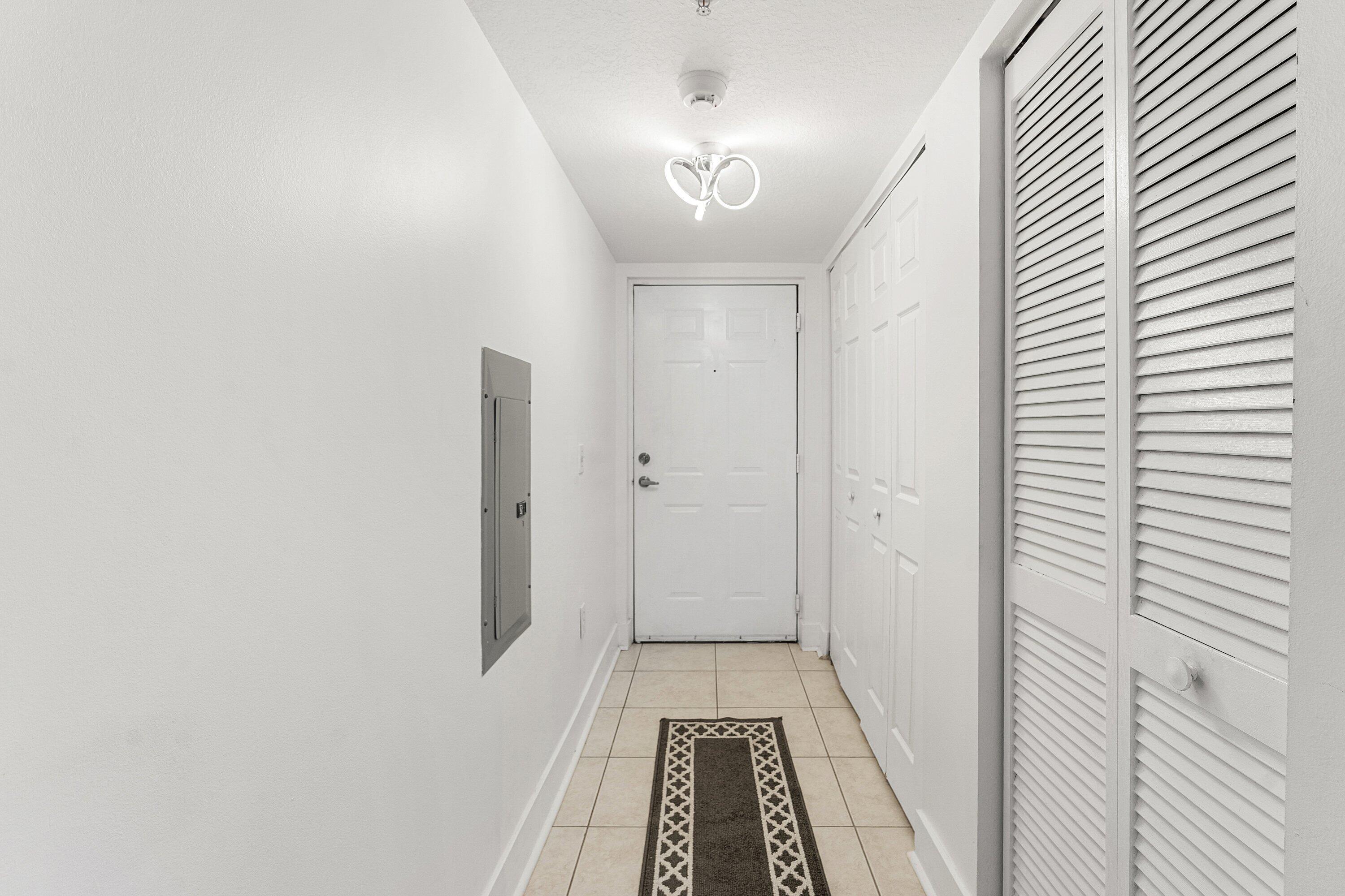 4180 W San Marino Boulevard 107, West Palm Beach, FL 33409, West Palm Beach - Photo 2