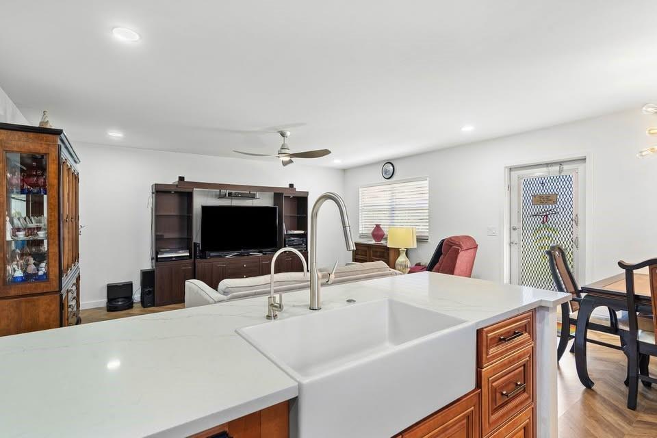 156 Seville, Delray Beach, FL 33446, Delray Beach - Photo 3