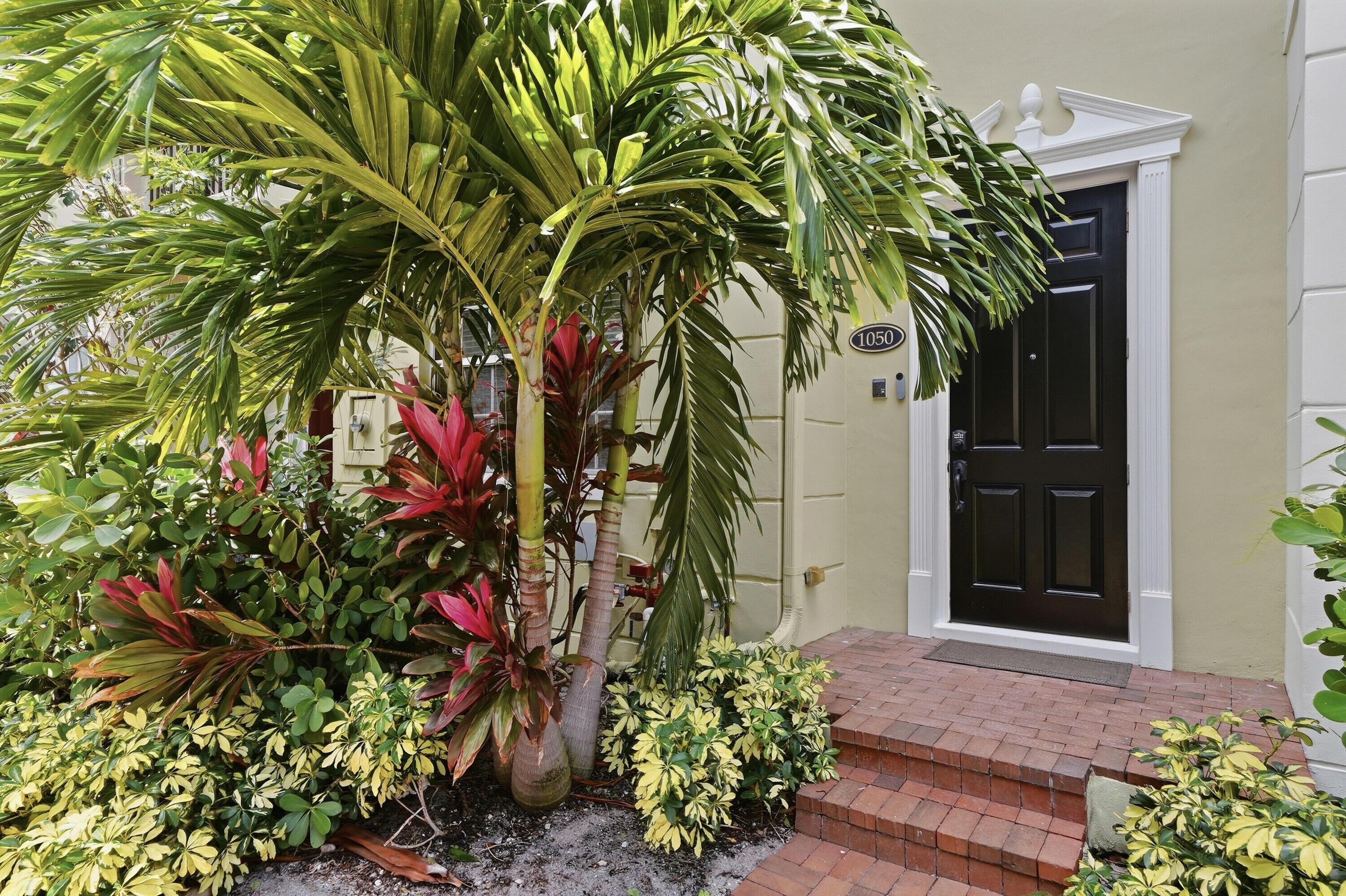 1050 E Heritage Club Circle, Delray Beach, FL 33483, Delray Beach - Photo 2