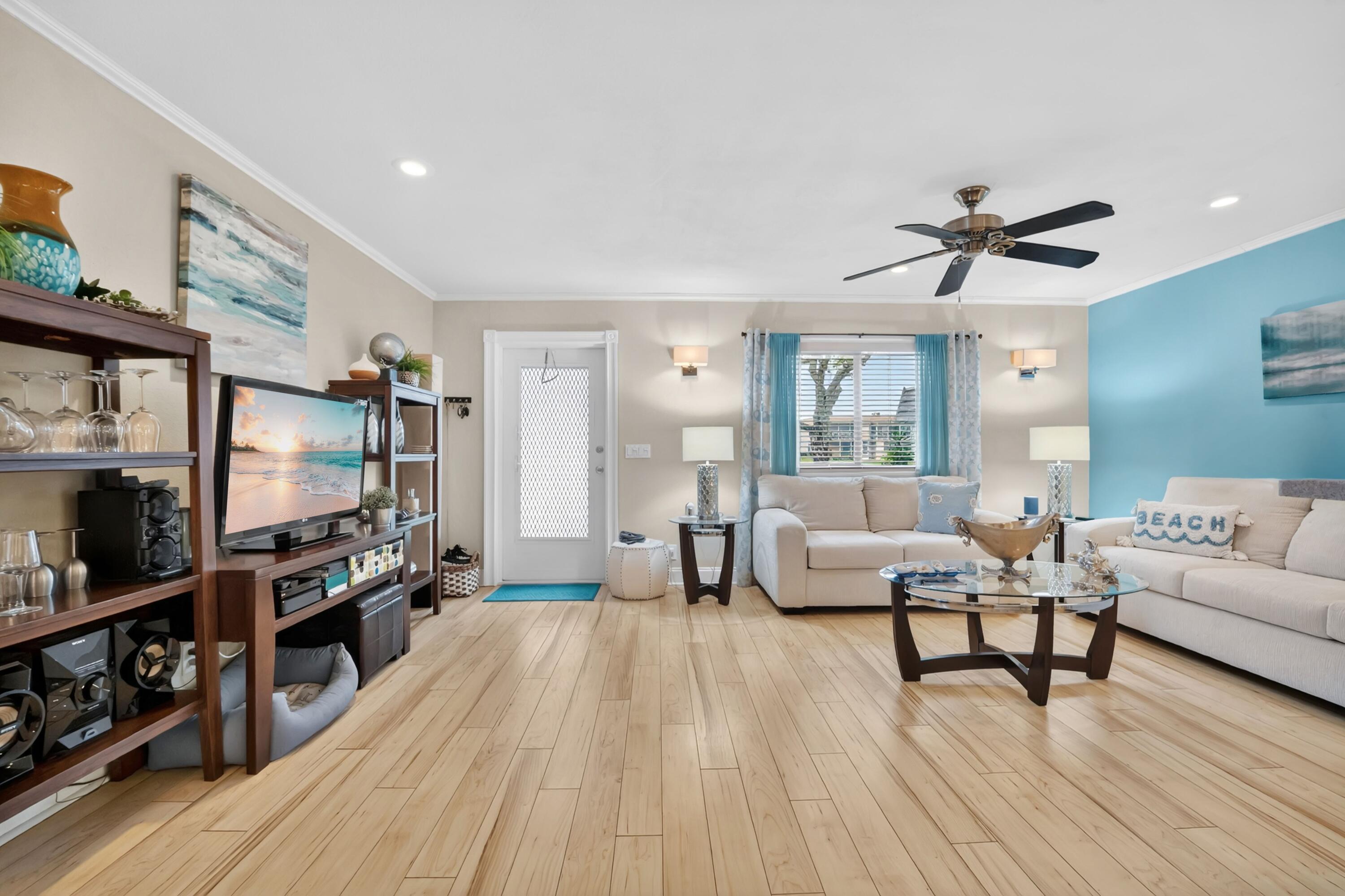 211 Valencia, Delray Beach, FL 33446, Delray Beach - Photo 5