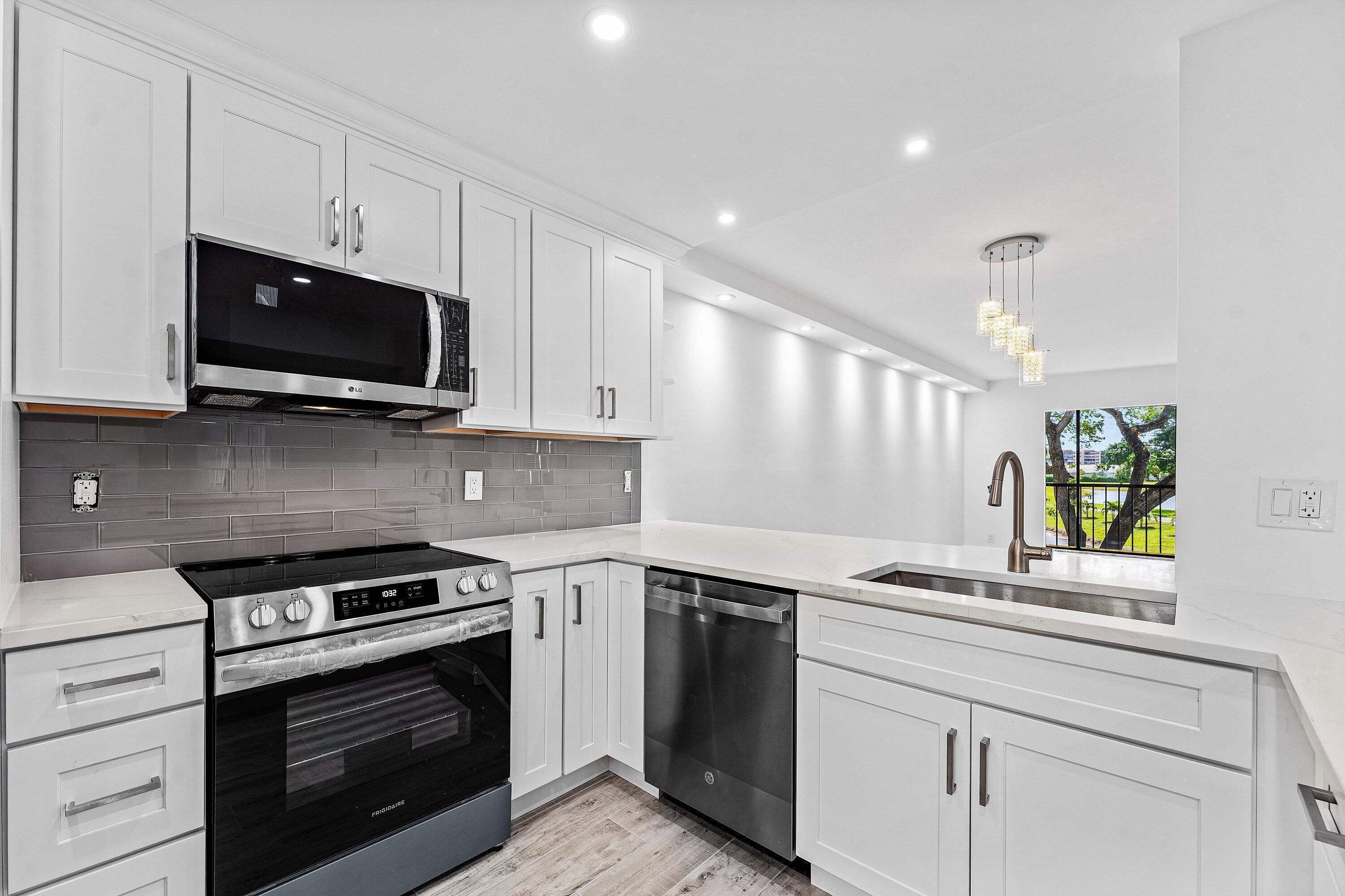 7192 Huntington Lane 208, Delray Beach, FL 33446, Delray Beach