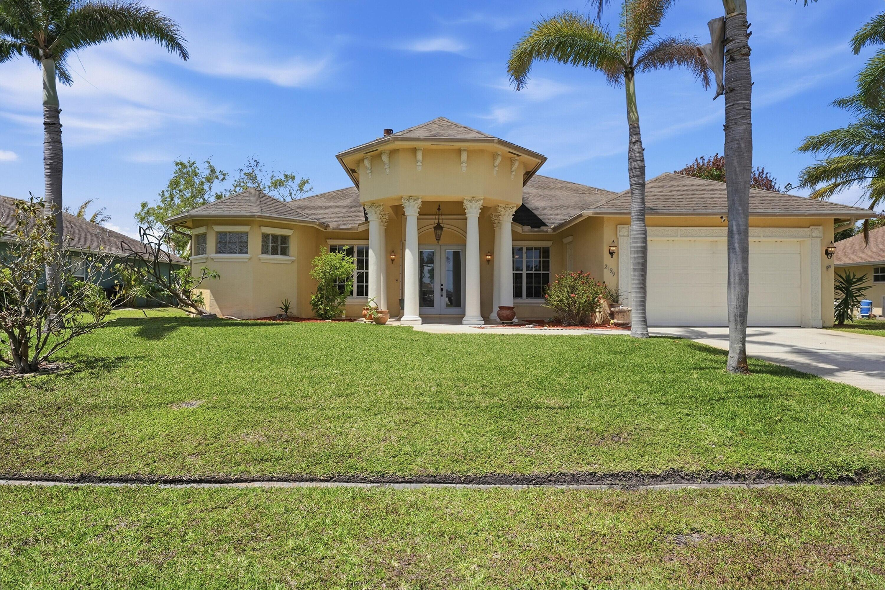 2199 SE Heathwood Circle, Port St. Lucie, FL 34952, Port St. Lucie - Photo 3