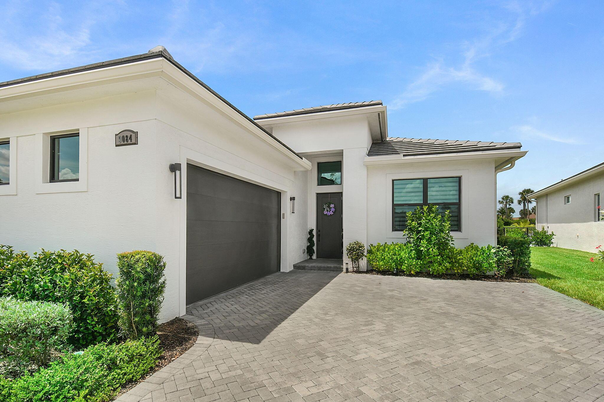 9084 SW Arco Way, Port St. Lucie, FL 34987, Port St. Lucie - Photo 3