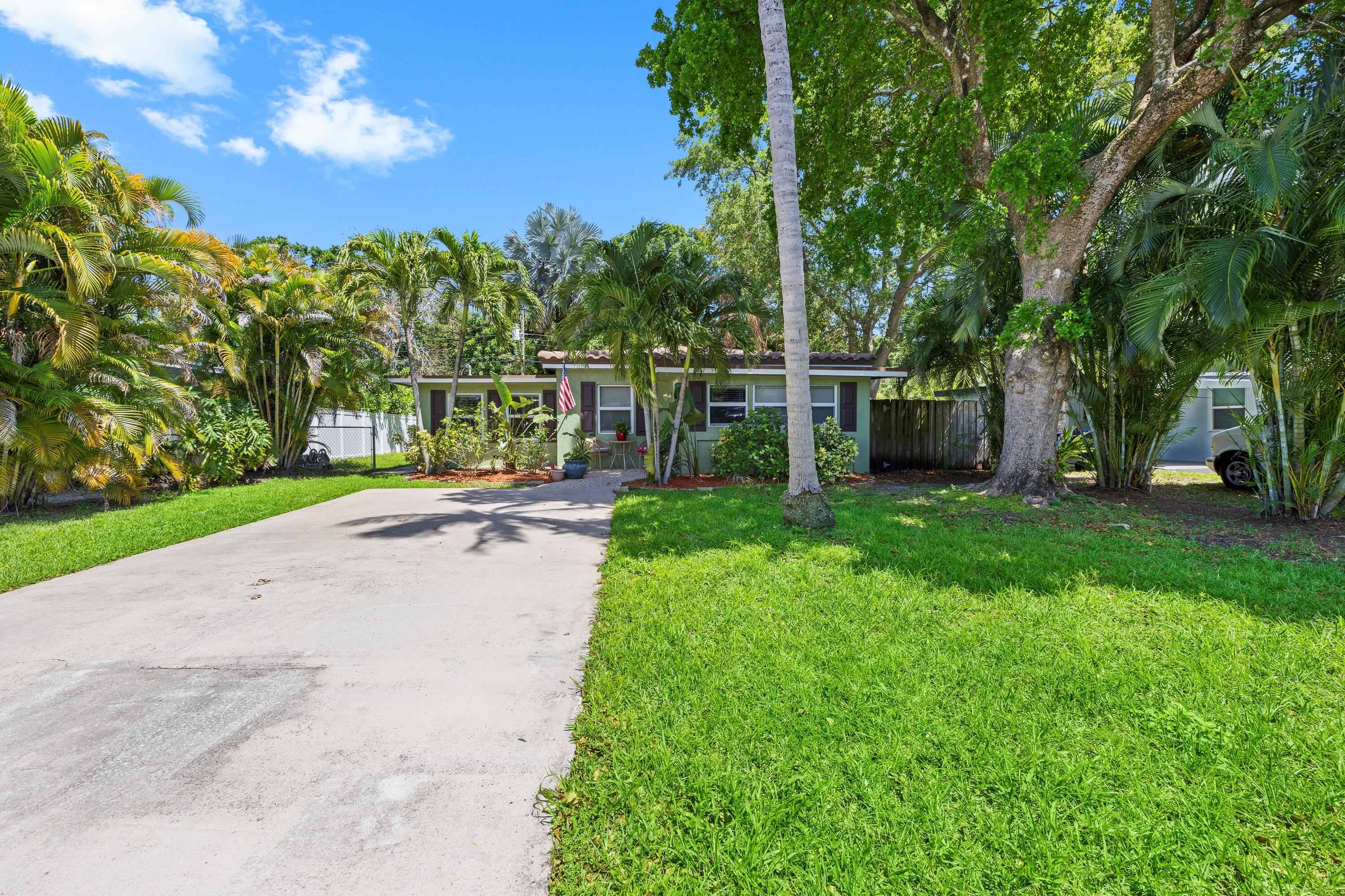 2660 SW 12th Terrace, Fort Lauderdale, FL 33315, Fort Lauderdale - Photo 3
