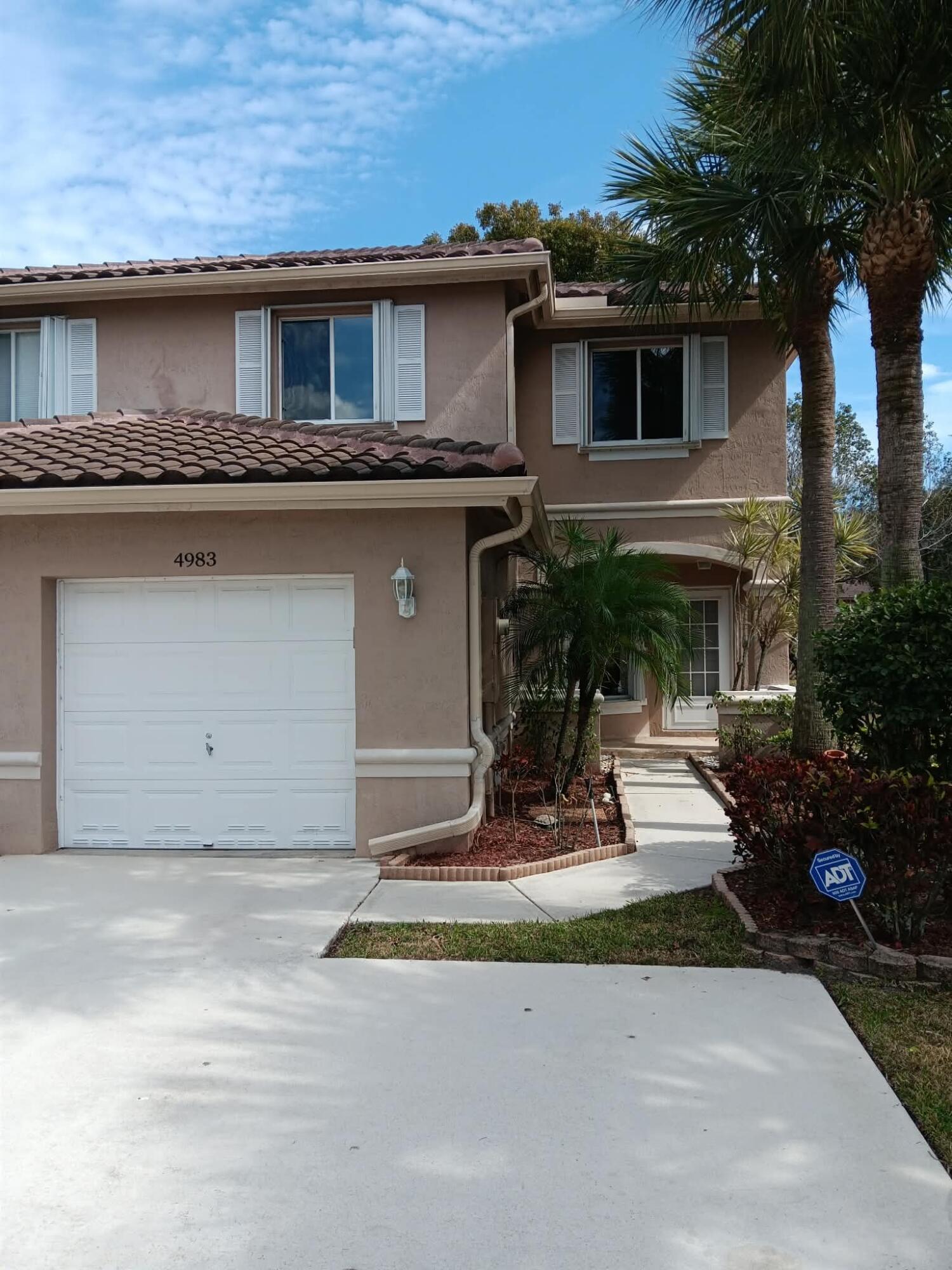 4983 W Pinemore Lane 4983, Lake Worth, FL 33463, Lake Worth - Photo 2