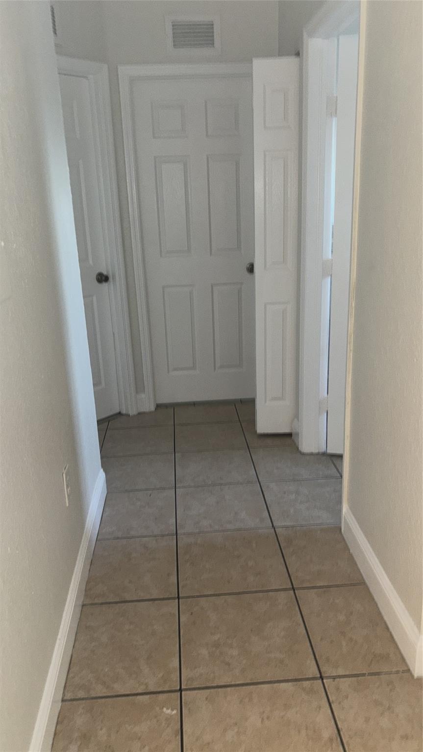 2903 SE 17th Avenue 211, Homestead, FL 33035, Homestead - Photo 2
