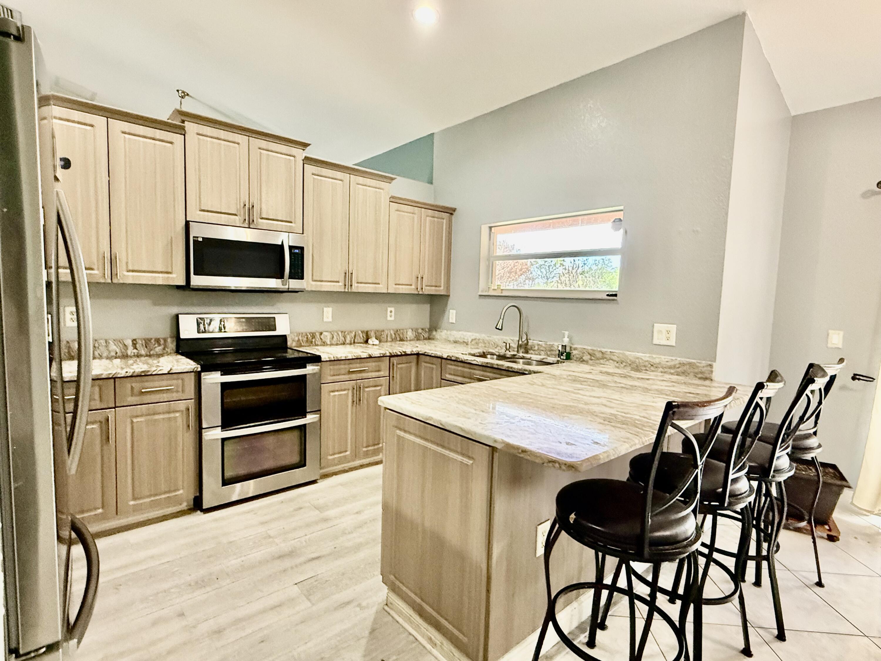 6752 NW Argus, Port St. Lucie, FL 34983, Port St. Lucie - Photo 4