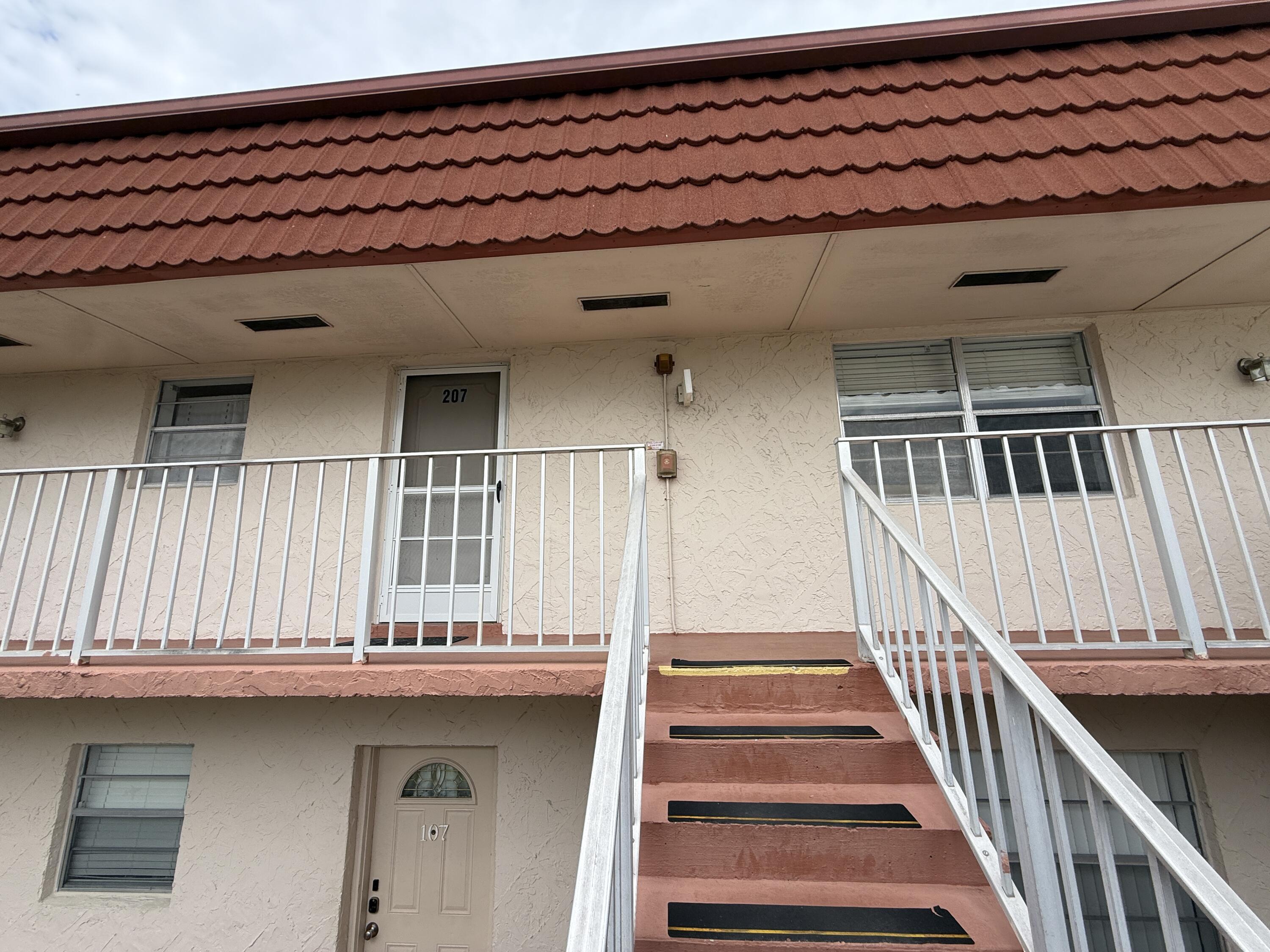 12009 Poinciana Boulevard 207, Royal Palm Beach, FL 33411, Royal Palm Beach - Photo 2