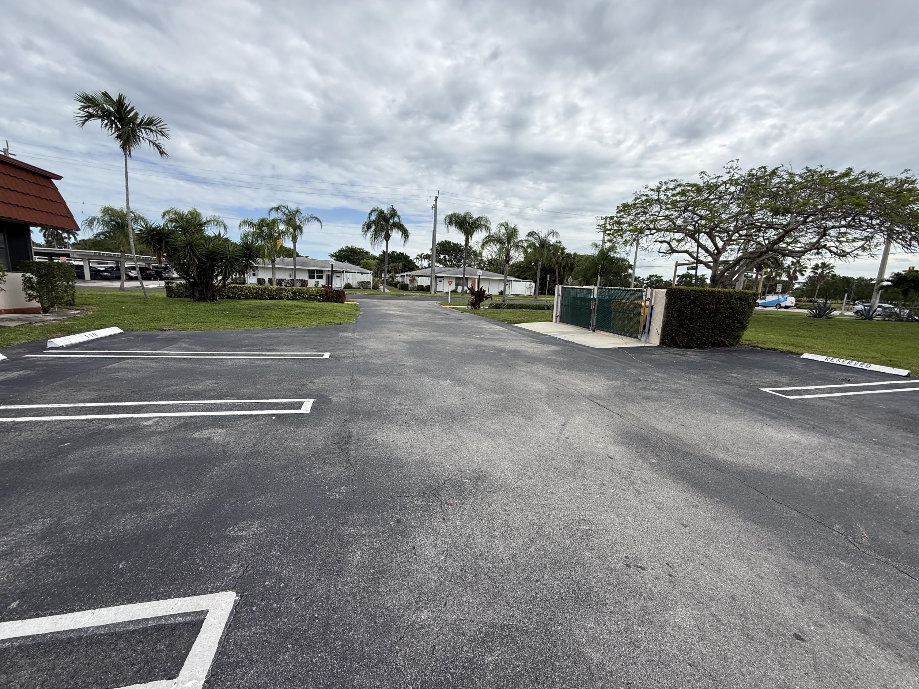 12009 Poinciana Boulevard 207, Royal Palm Beach, FL 33411, Royal Palm Beach - Photo 5