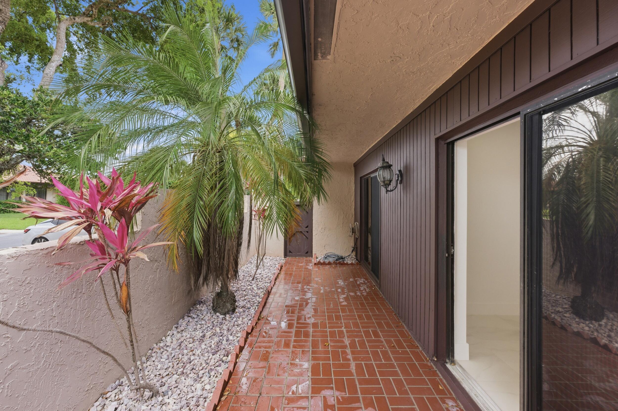9258 Vista Del Lago A, Boca Raton, FL 33428, Boca Raton - Photo 4