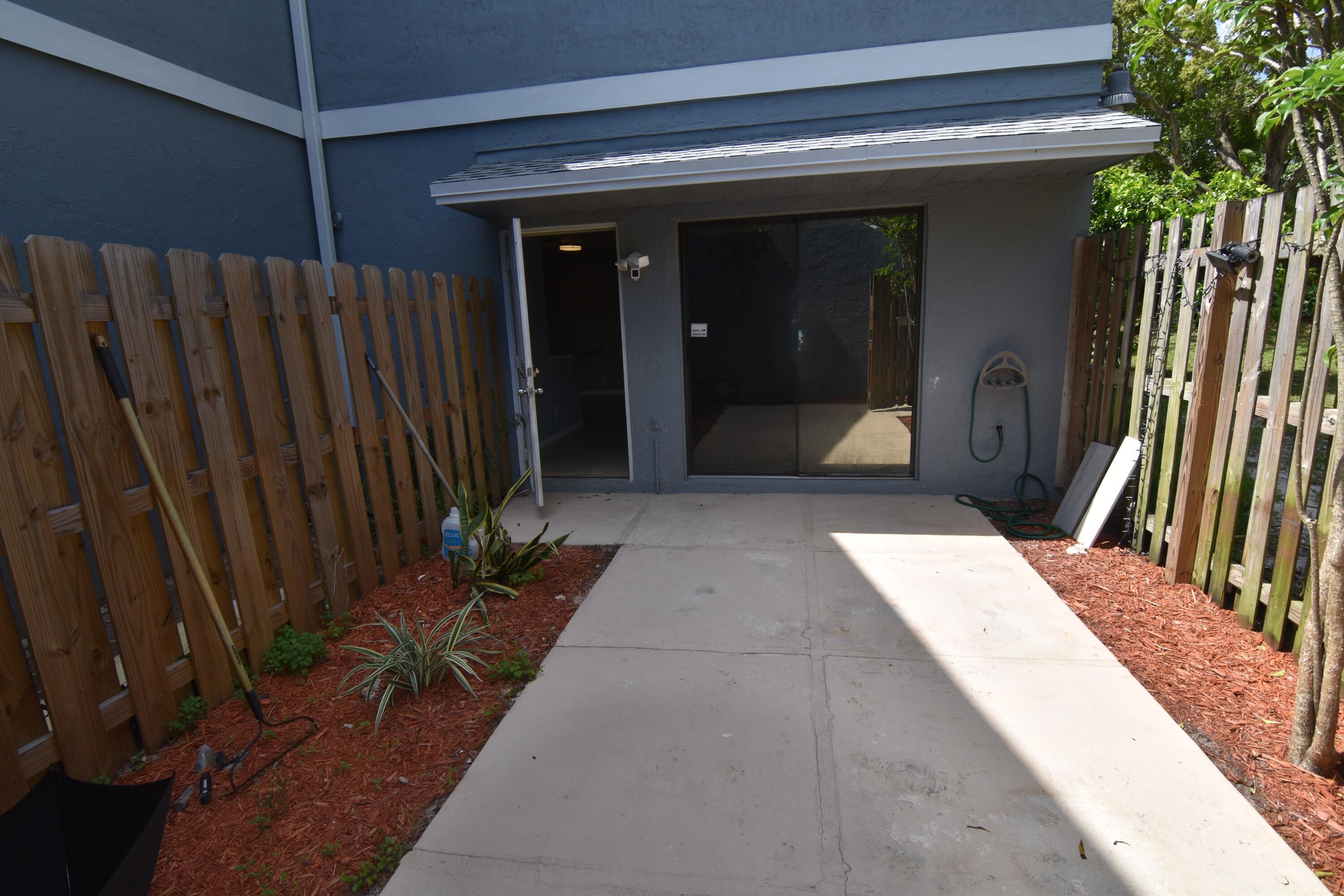 3 Crossings Circle B, Boynton Beach, FL 33435, Boynton Beach - Photo 2