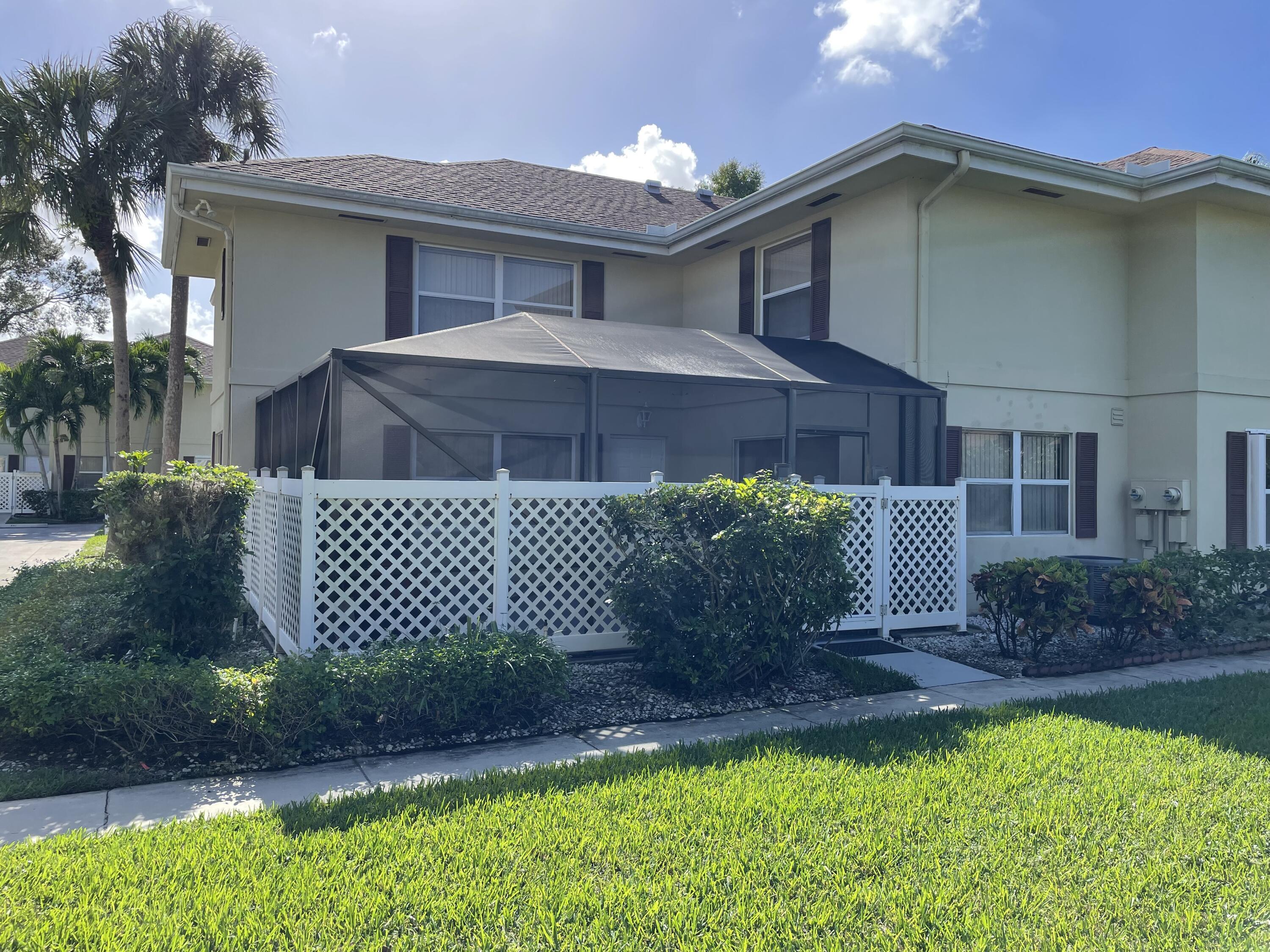 43 Essex Court A, Royal Palm Beach, FL 33411, Royal Palm Beach