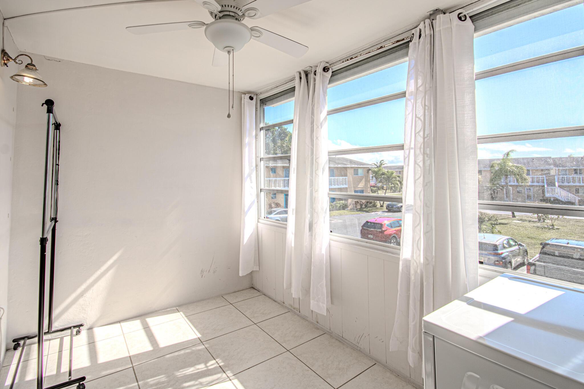 2222 NE 1st Way 202, Boynton Beach, FL 33435, Boynton Beach - Photo 4