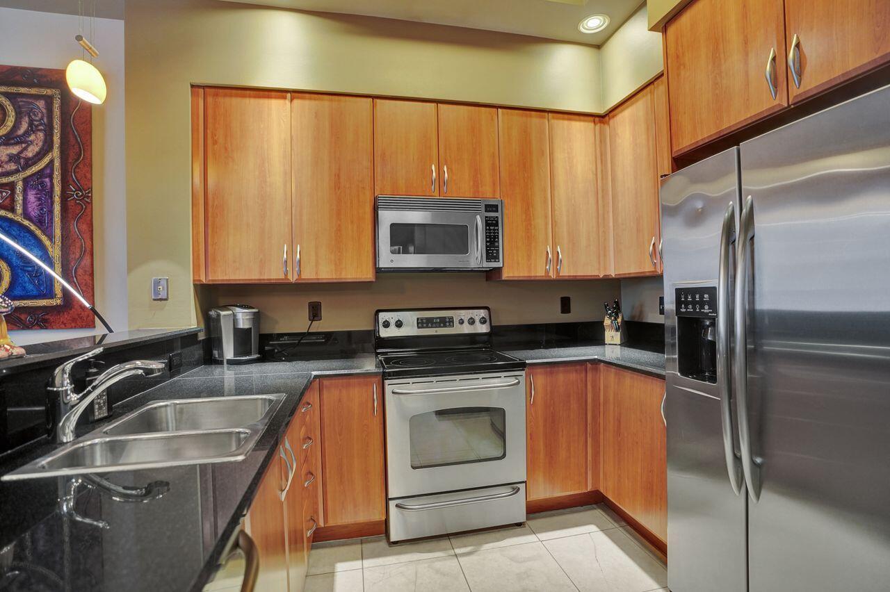 801 S Olive Avenue 225, West Palm Beach, FL 33401, West Palm Beach - Photo 2