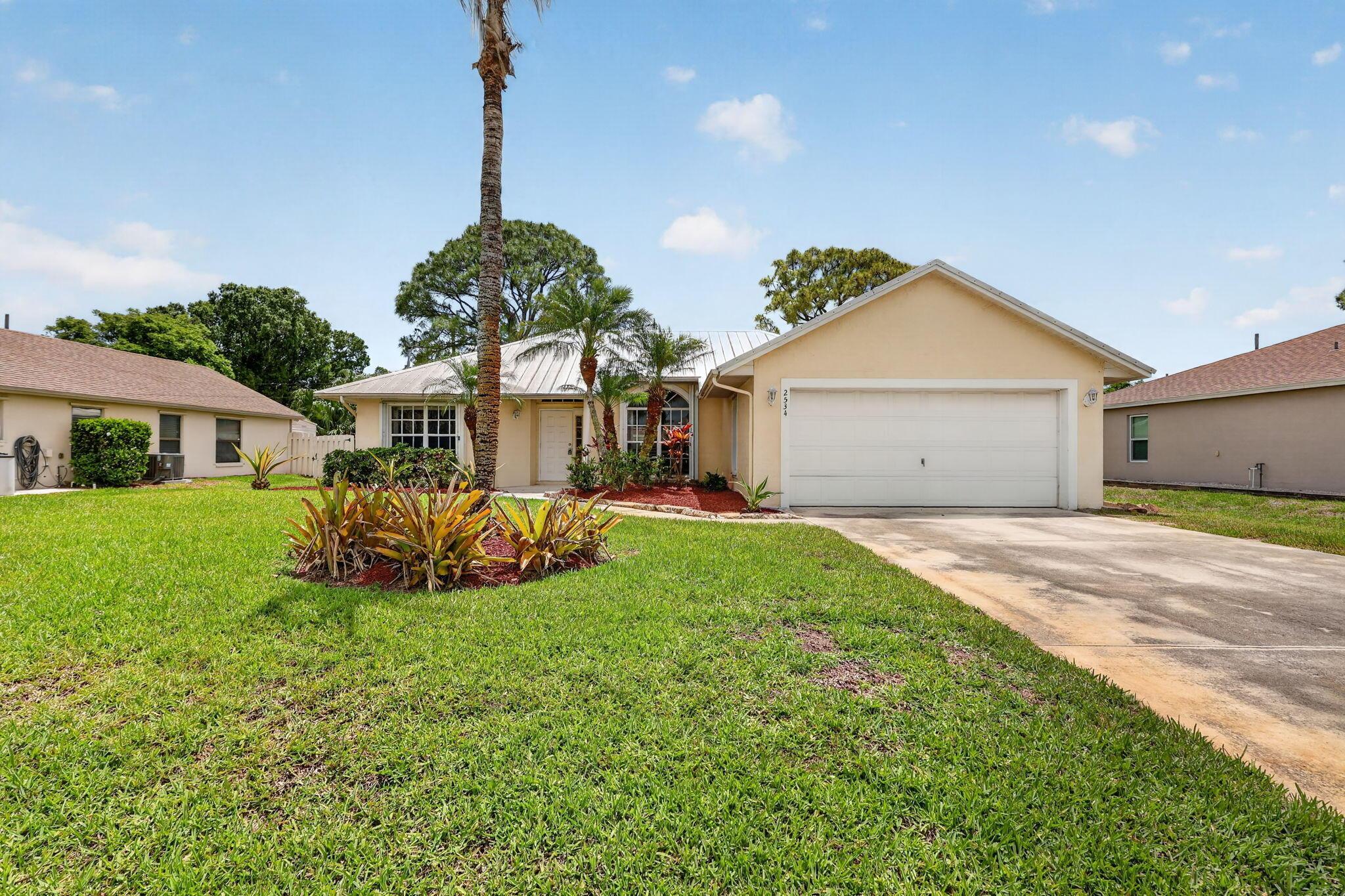 2534 SW Grotto Circle, Port St. Lucie, FL 34953, Port St. Lucie - Photo 2