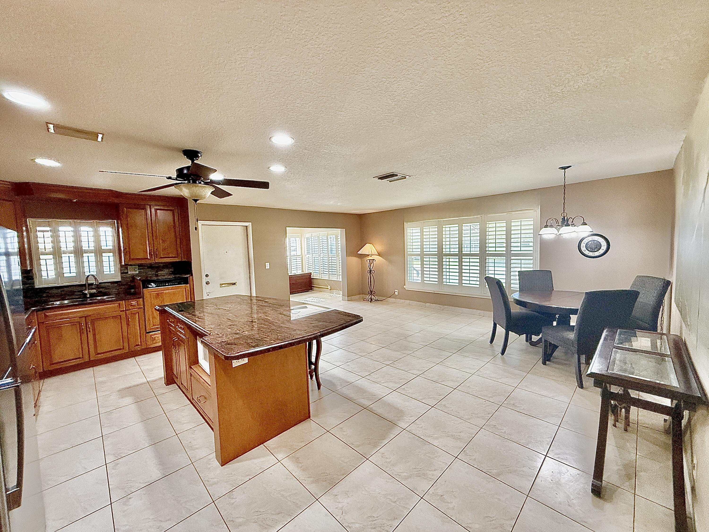 220 Country Lane A, Boynton Beach, FL 33435, Boynton Beach