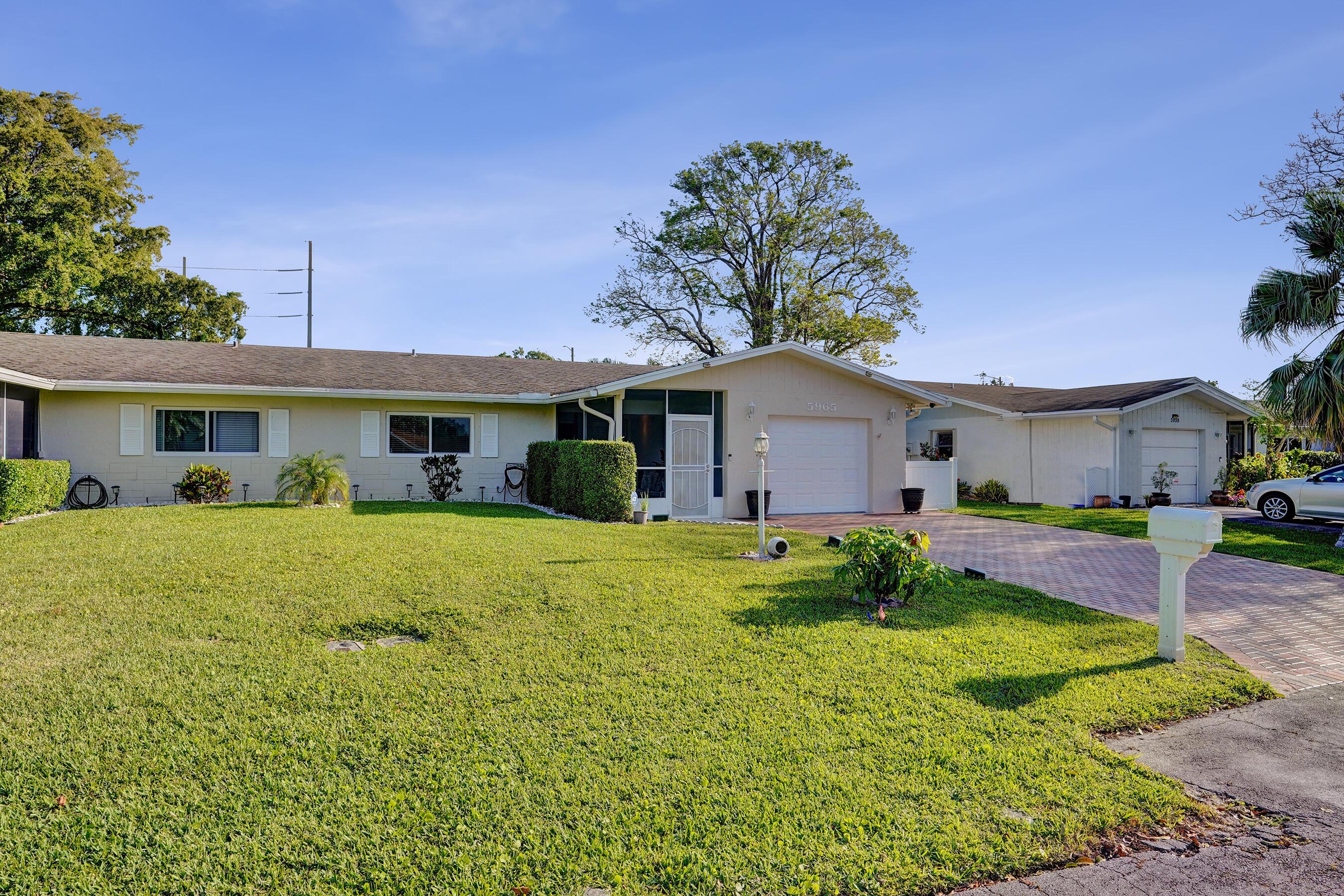 5965 Los Alamos Lane, Delray Beach, FL 33484, Delray Beach - Photo 2
