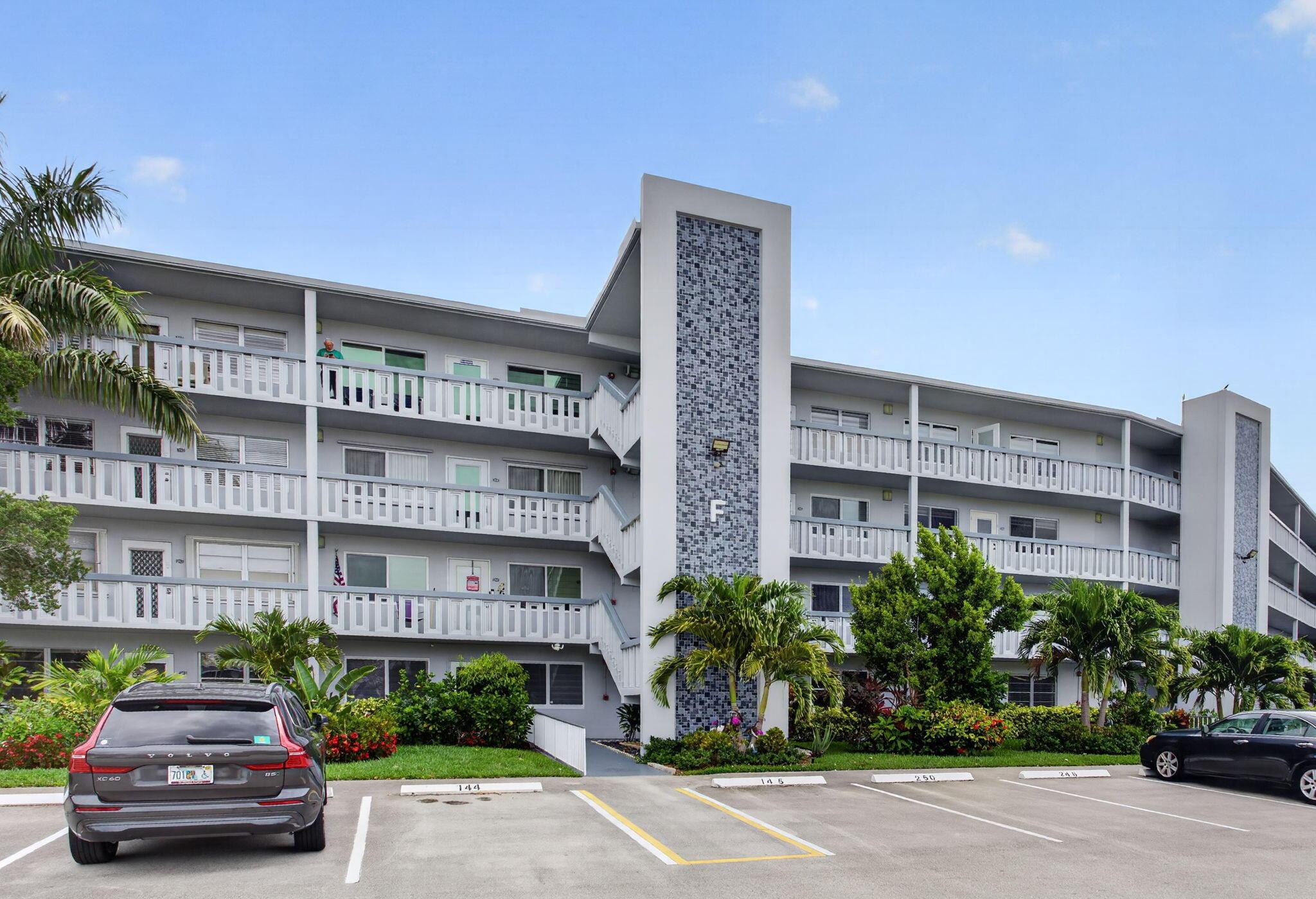 446 Richmond F, Deerfield Beach, FL 33442, Deerfield Beach - Photo 3
