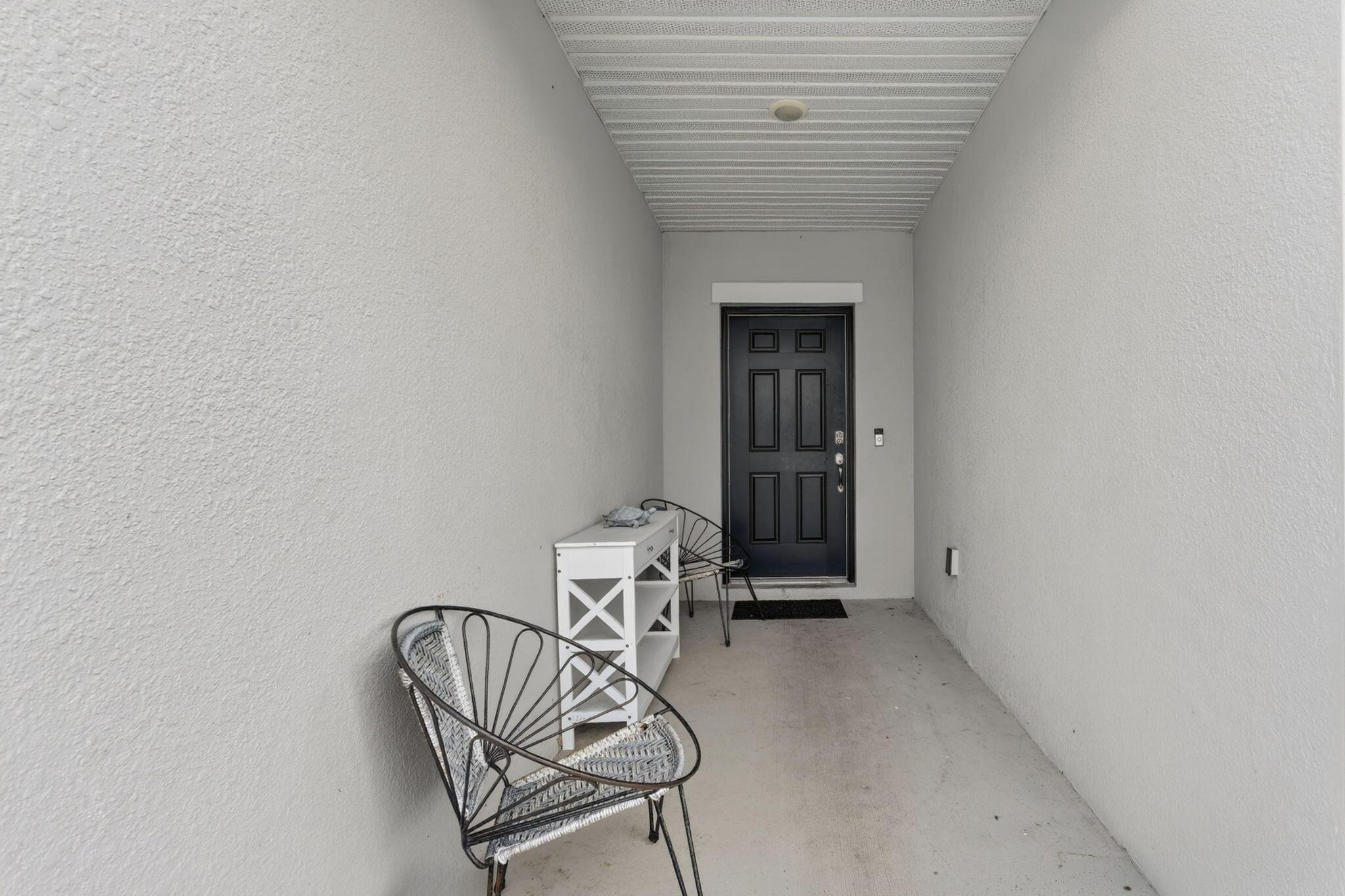 535 SW Butler Avenue, Port St. Lucie, FL 34983, Port St. Lucie - Photo 4