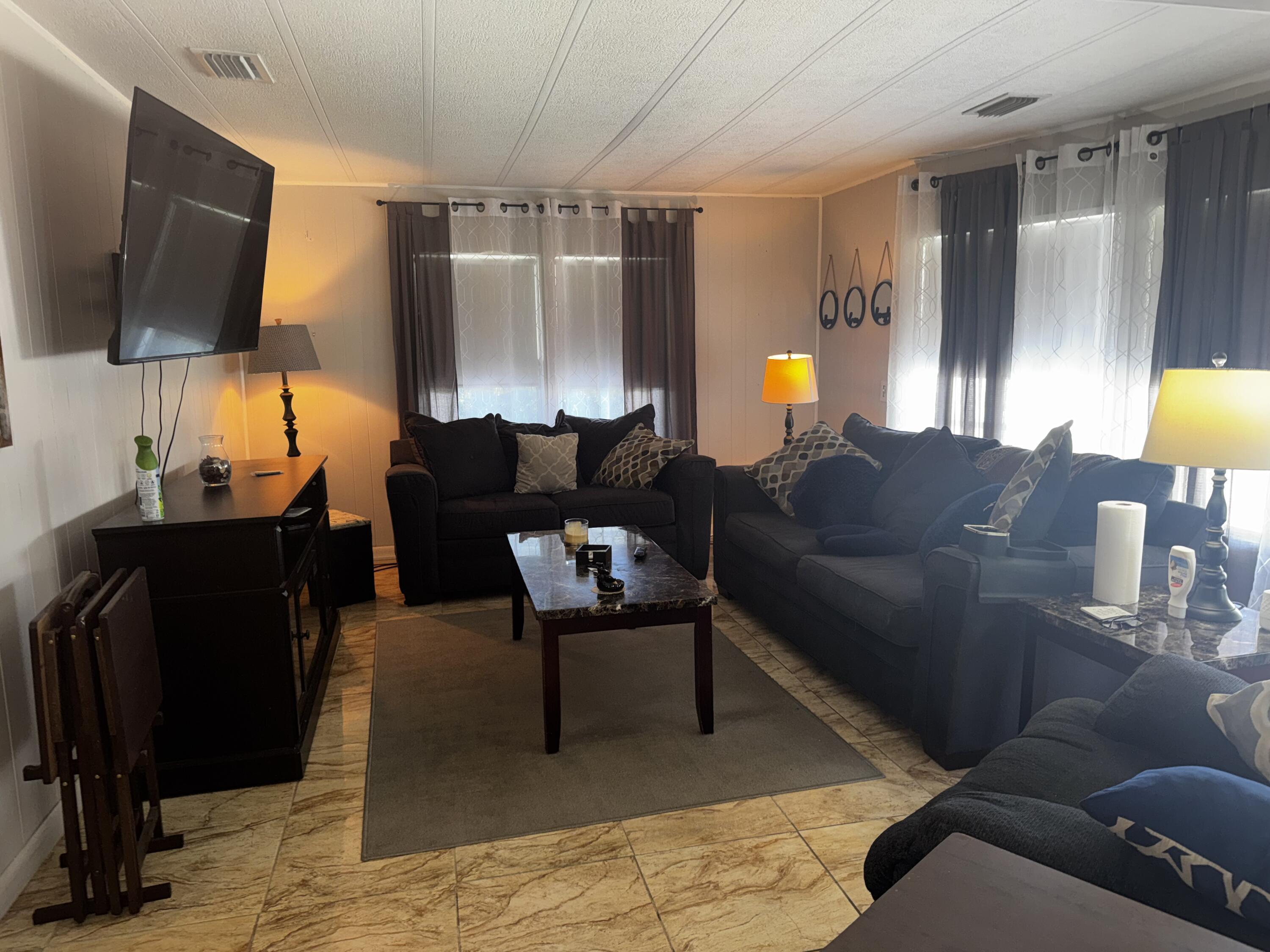 4242 3rd Court, Lantana, FL 33462, Lantana - Photo 2