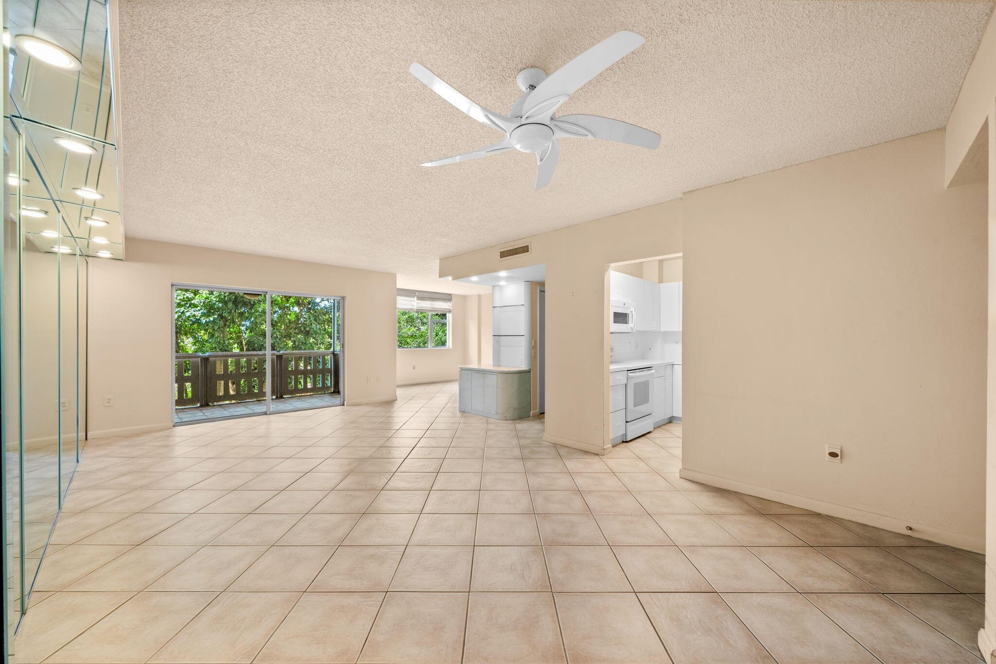 4001 Hillcrest Drive 406, Hollywood, FL 33021, Hollywood - Photo 4