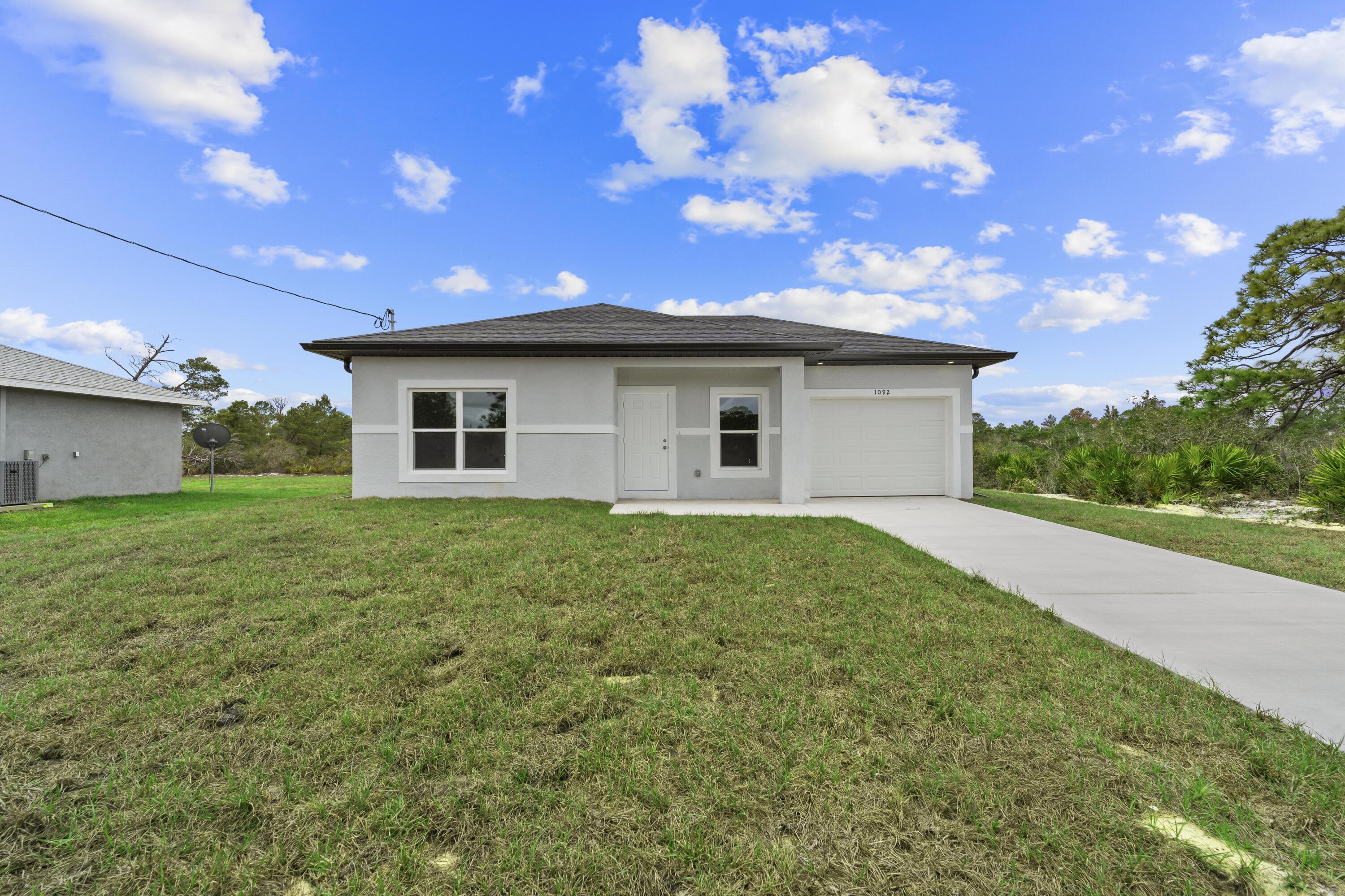 1092 Breckinridge Avenue, Lake Placid, FL 33852, Lake Placid - Photo 2
