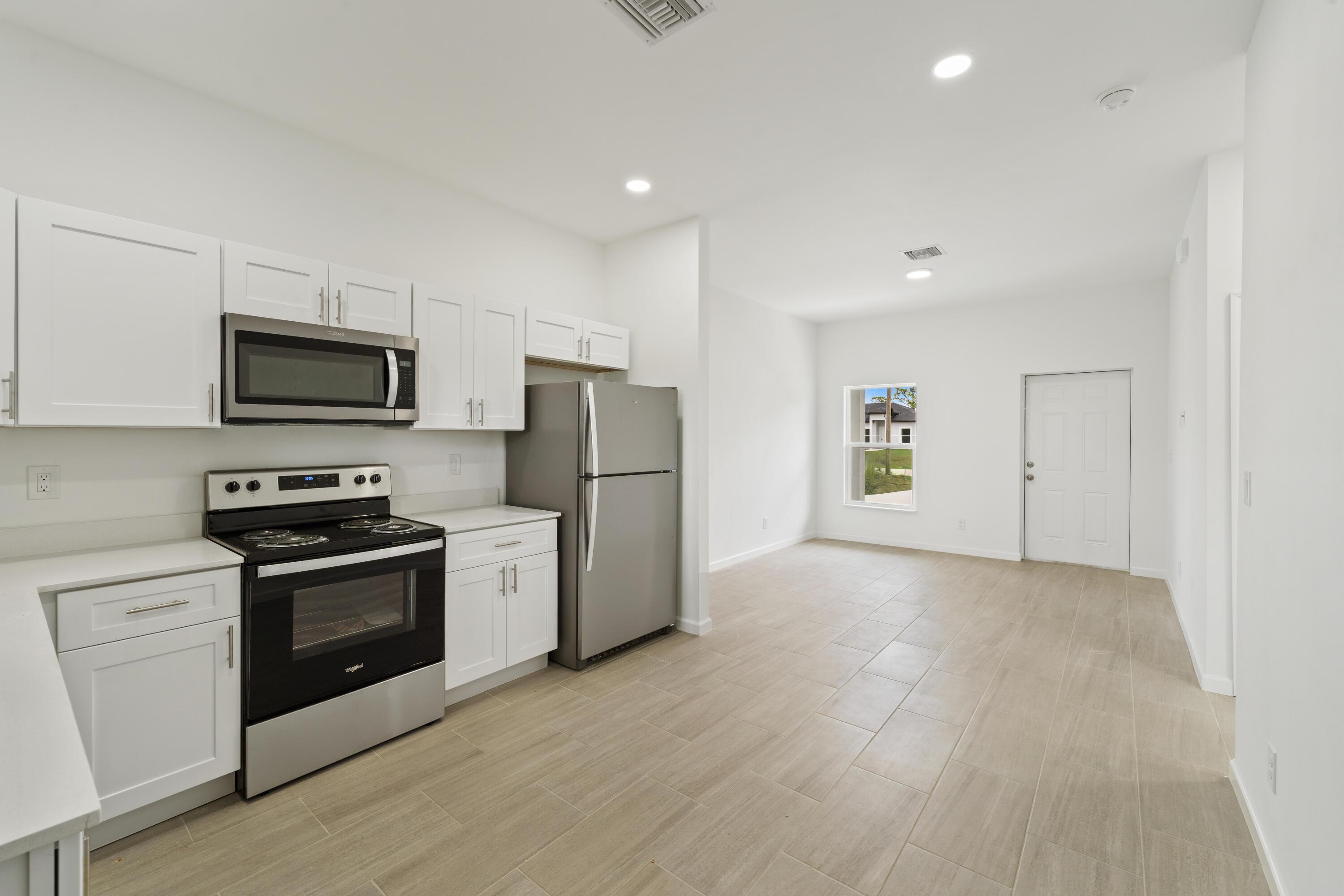 1092 Breckinridge Avenue, Lake Placid, FL 33852, Lake Placid - Photo 5